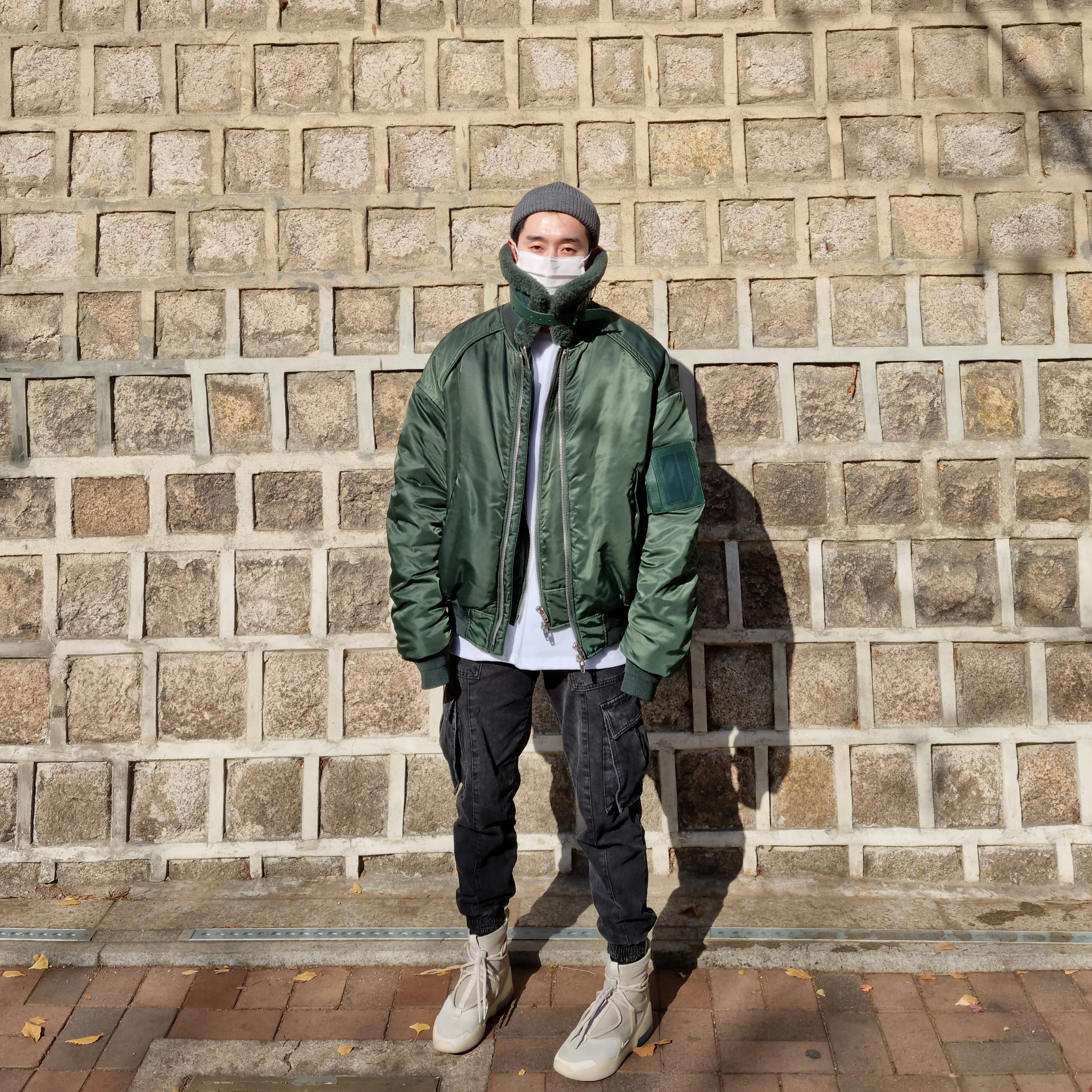 Nike x Fear of God Air Fear of God 1 Oatmeal, Juun.J Cargo Jogger Denim Pants Black - 22SS 착용 스타일