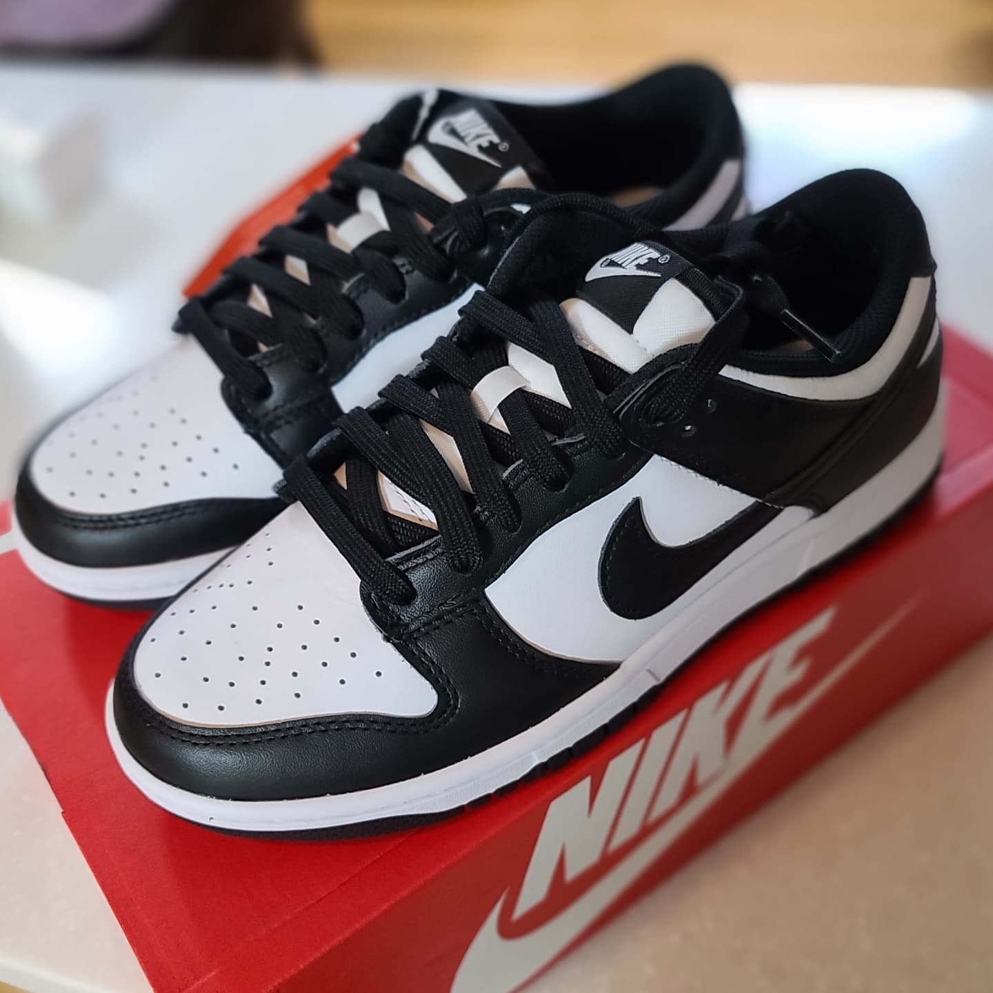 Nike Dunk Low Retro Black 착용 스타일 - 1