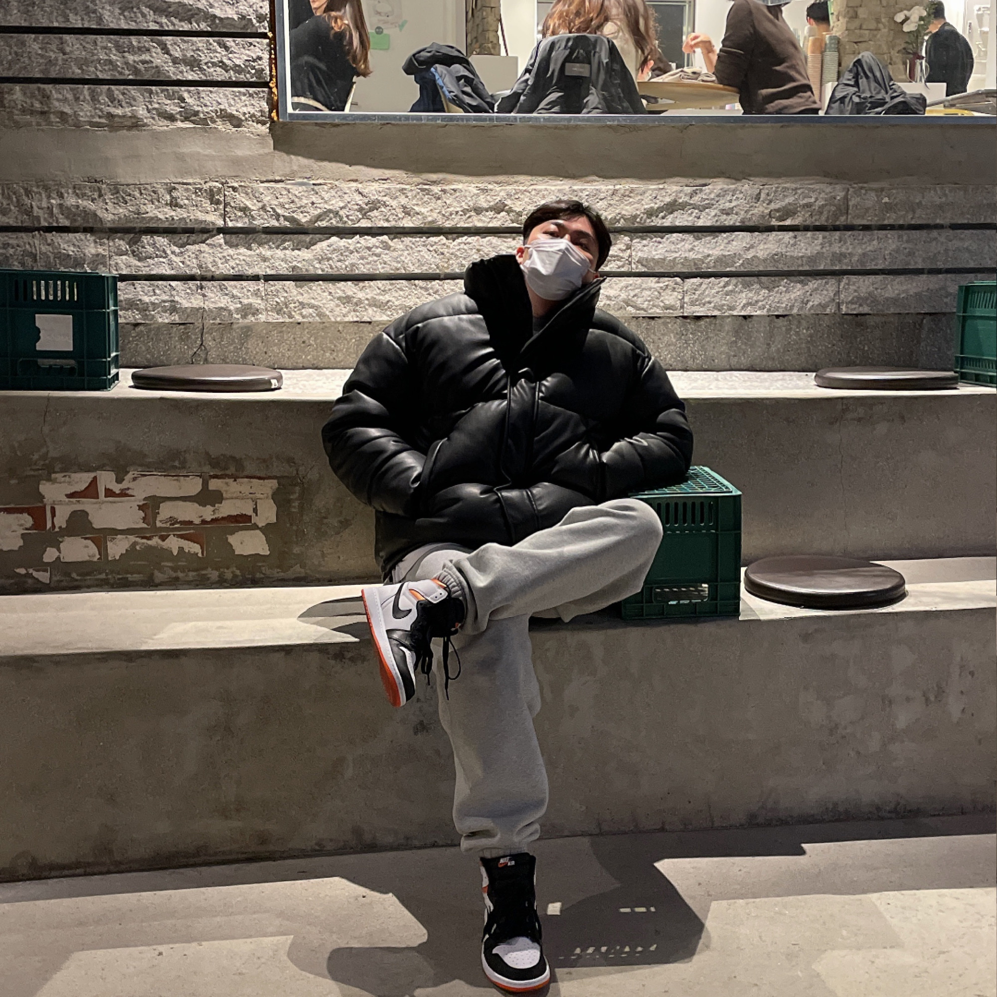 Nike M NRG Sweatpants Grey Heather, Jordan 1 Retro High OG Electro Orange 착용 스타일