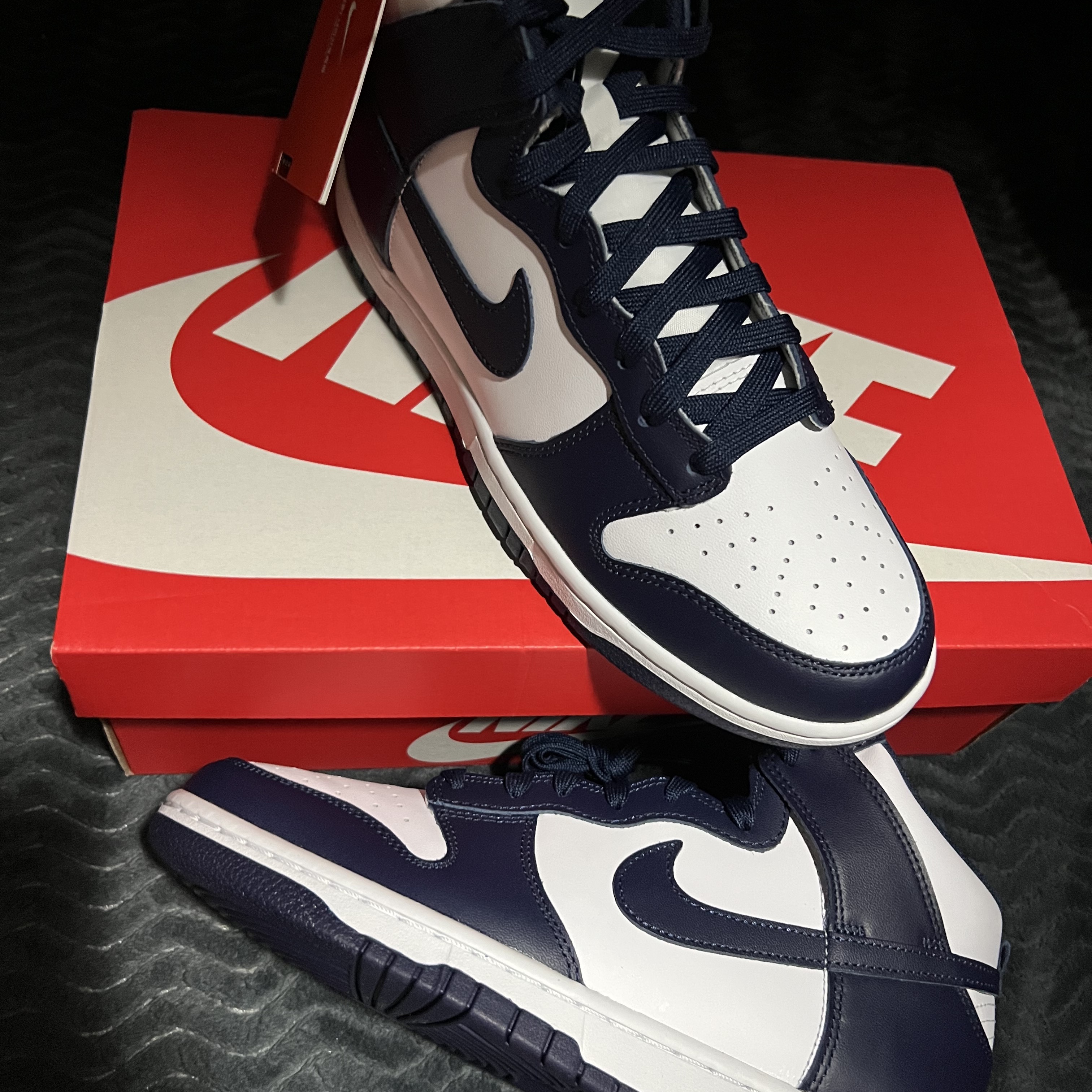 Nike Dunk High Retro Championship Navy 착용 스타일