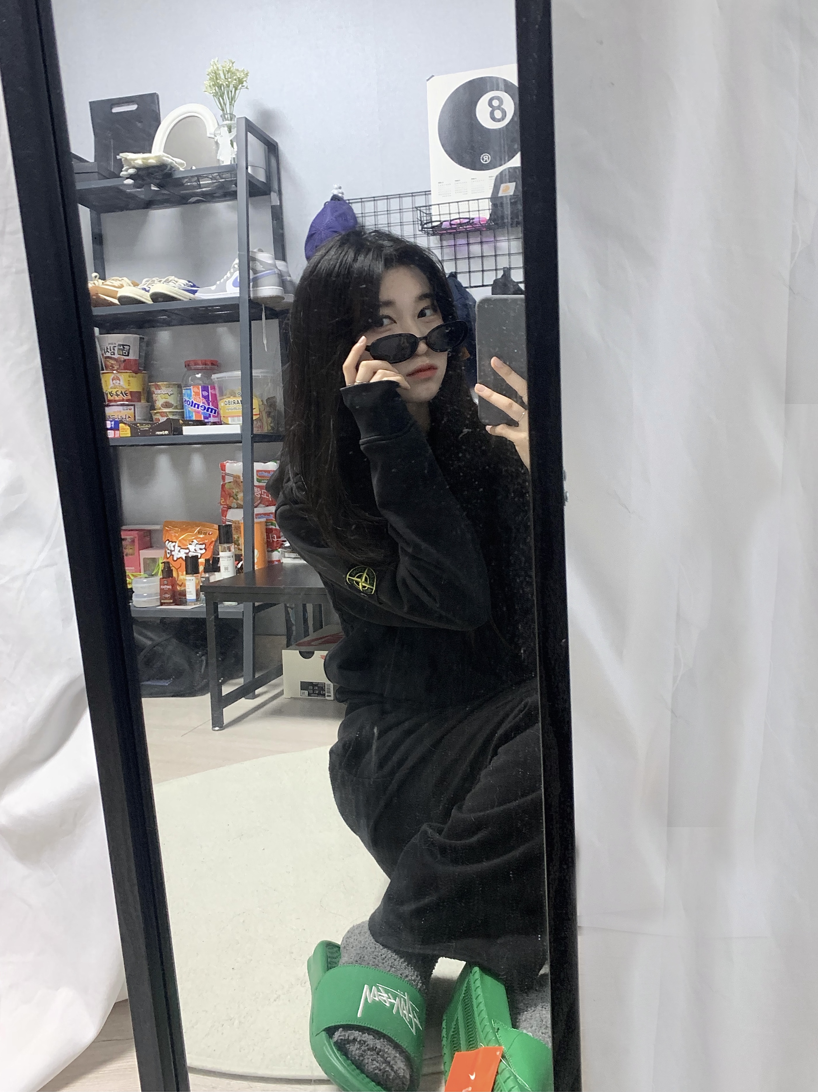Nike x Stussy Benassi Slide Pine Green, Stone Island 64251 Cotton Fleece Full Zip Hooded Sweatshirt Black - 22SS 착용 스타일