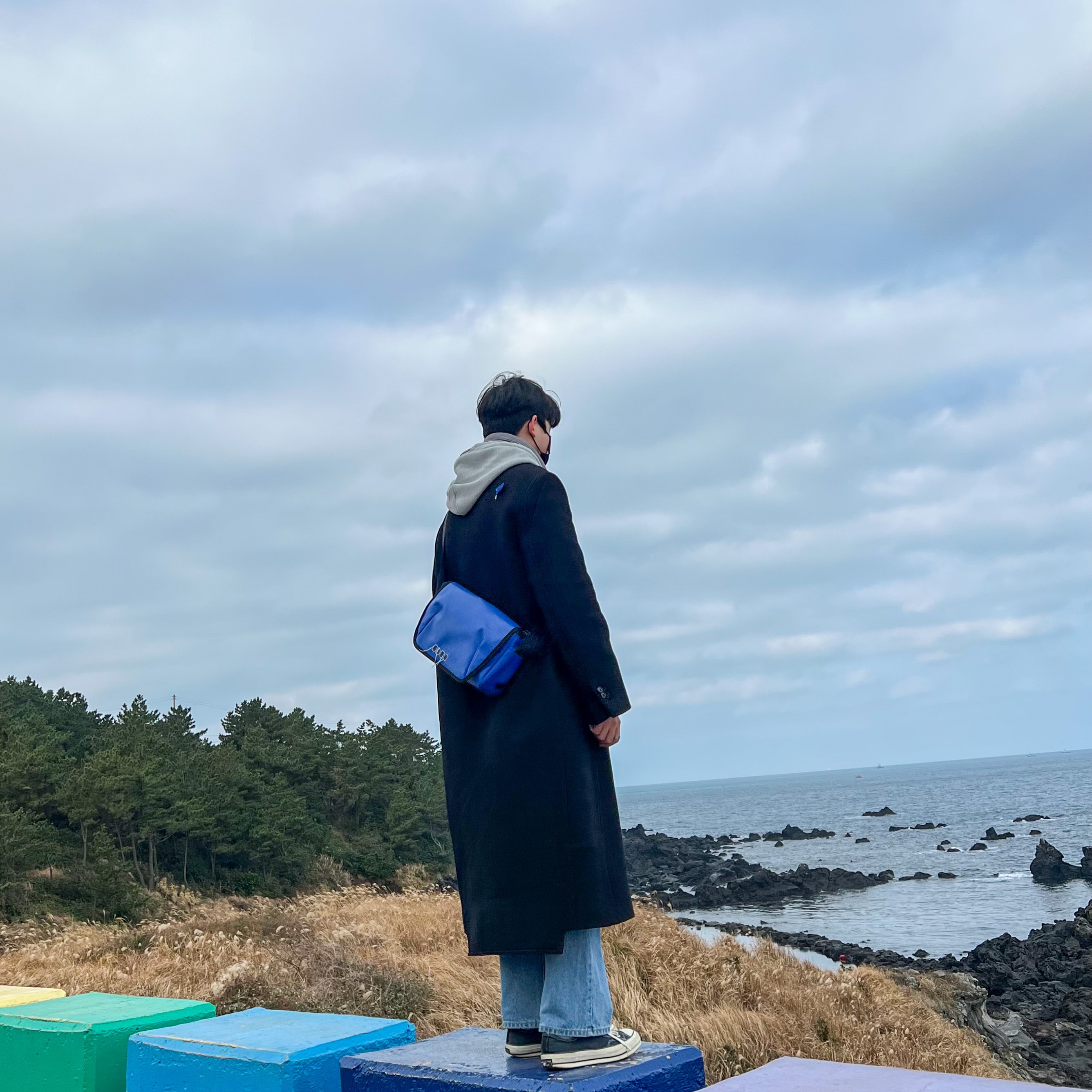 Ader Error Trace Admore Crossbody Bag Blue - 21FW, Zara x Ader Error Oversized Wool Coat Black 착용 스타일