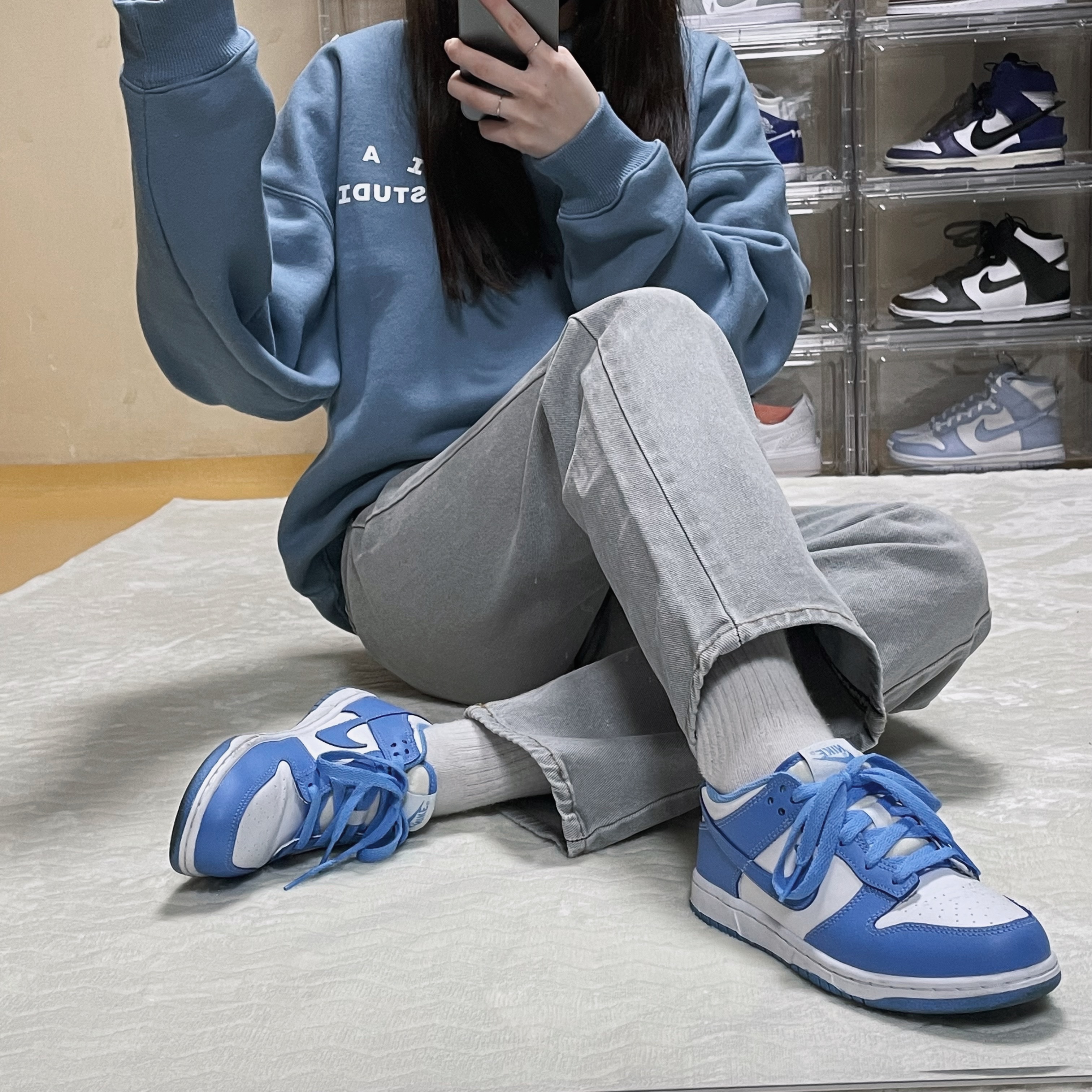 (PS) Nike Dunk Low University Blue, IAB Studio Crewneck Sky Blue 착용 스타일