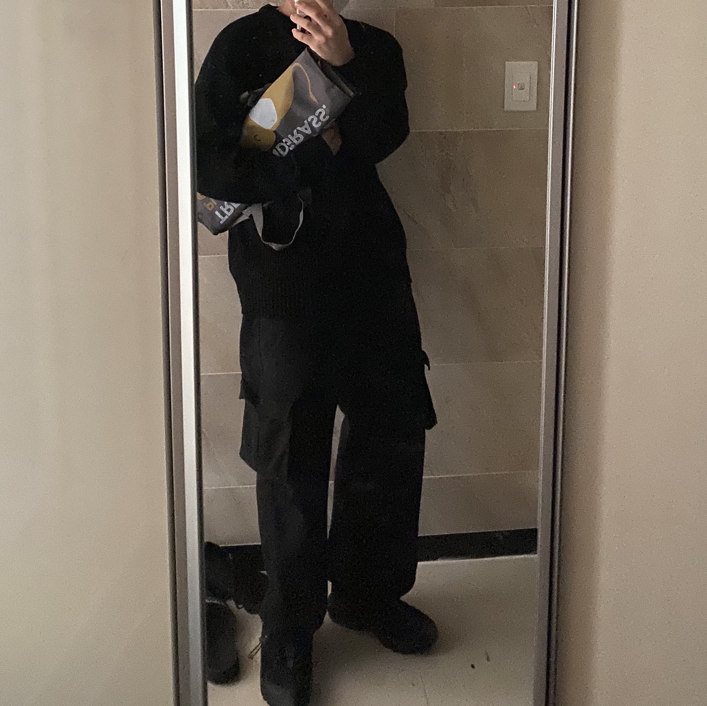 Nike Air Max 95 Essential Triple Black 2020 착용 스타일