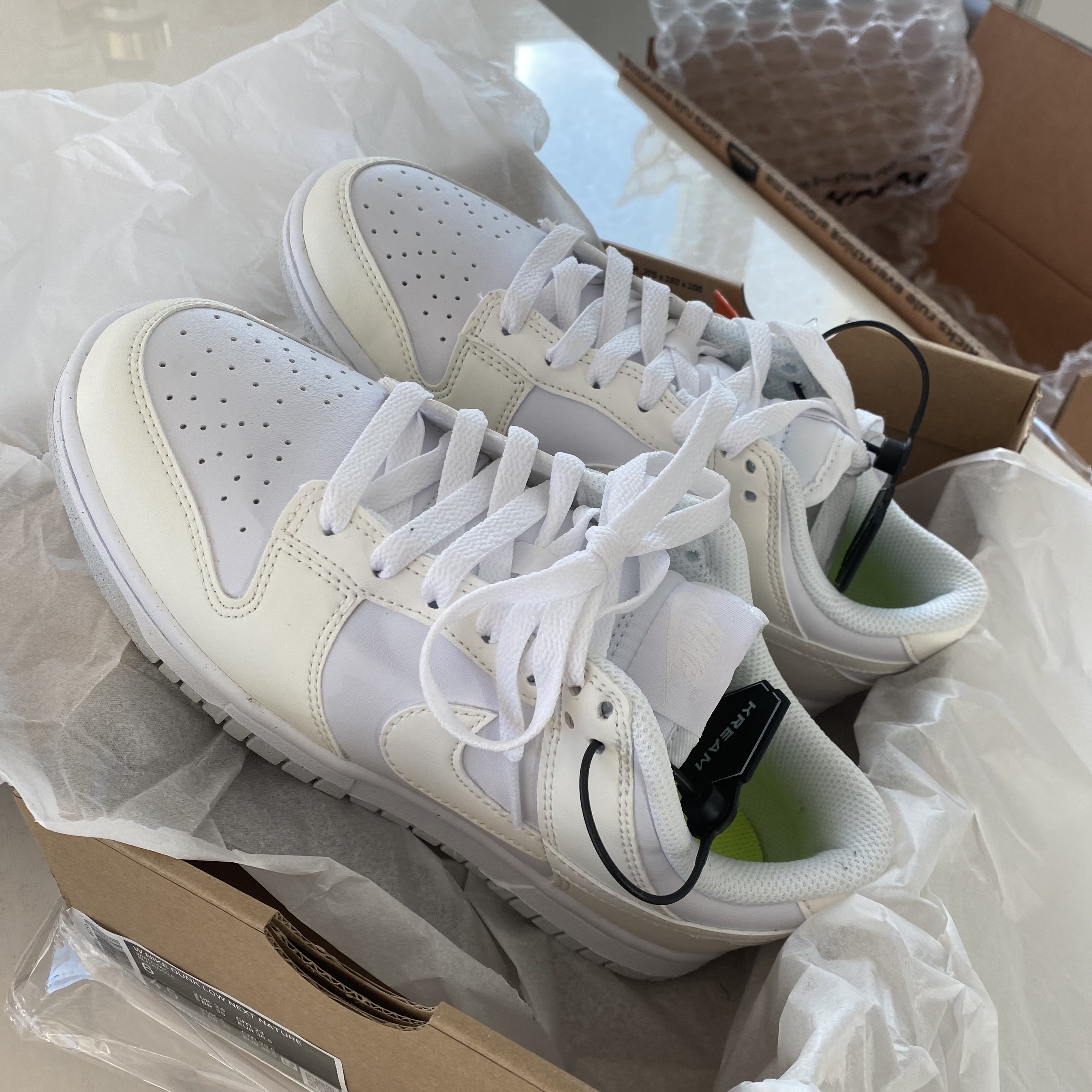(W) Nike Dunk Low Next Nature Sail 착용 스타일 - 1