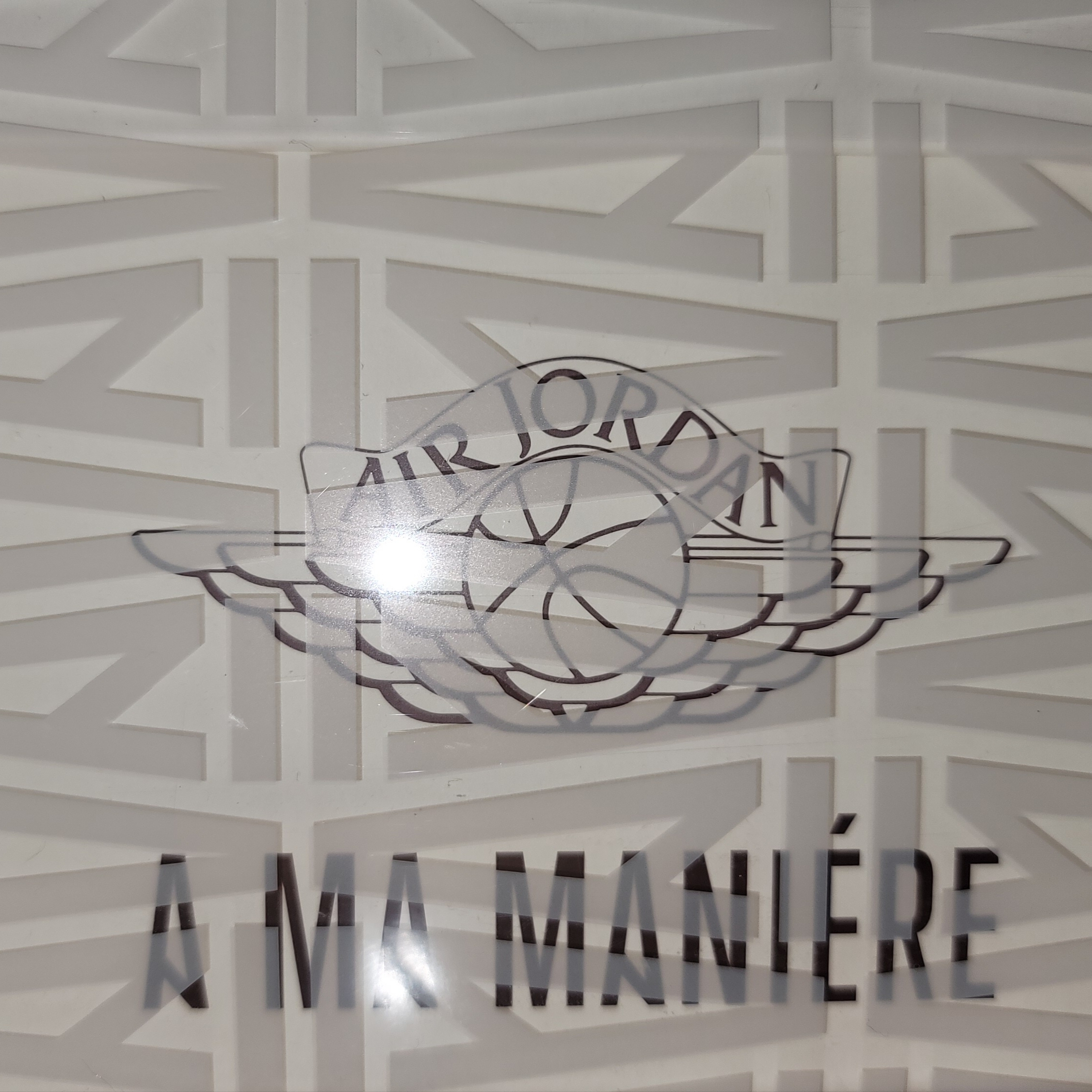Jordan 1 x A Ma Maniere Retro High OG SP Sail and Burgundy 착용 스타일 - 5