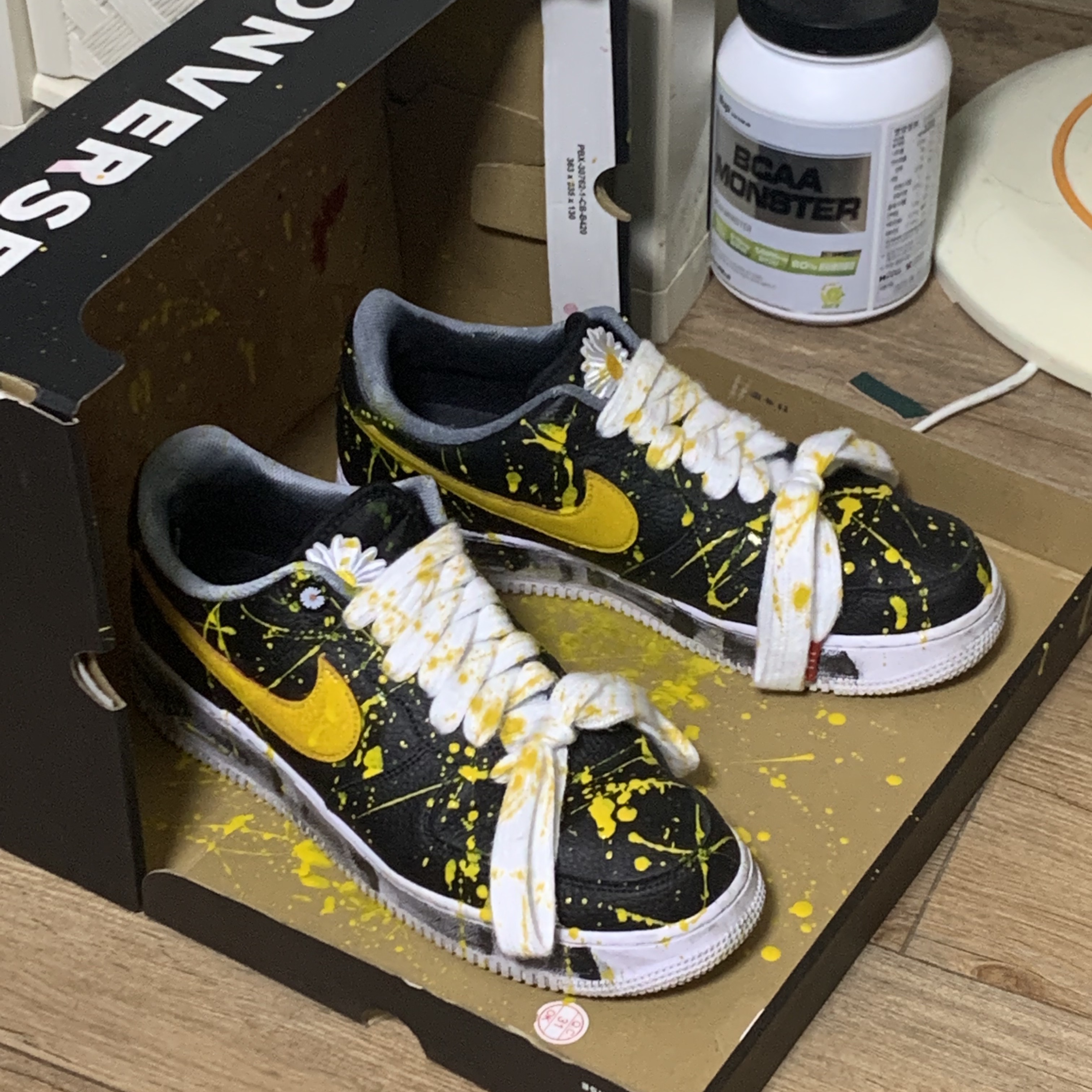 Nike Air Force 1 '07 Black White 착용 스타일 - 1
