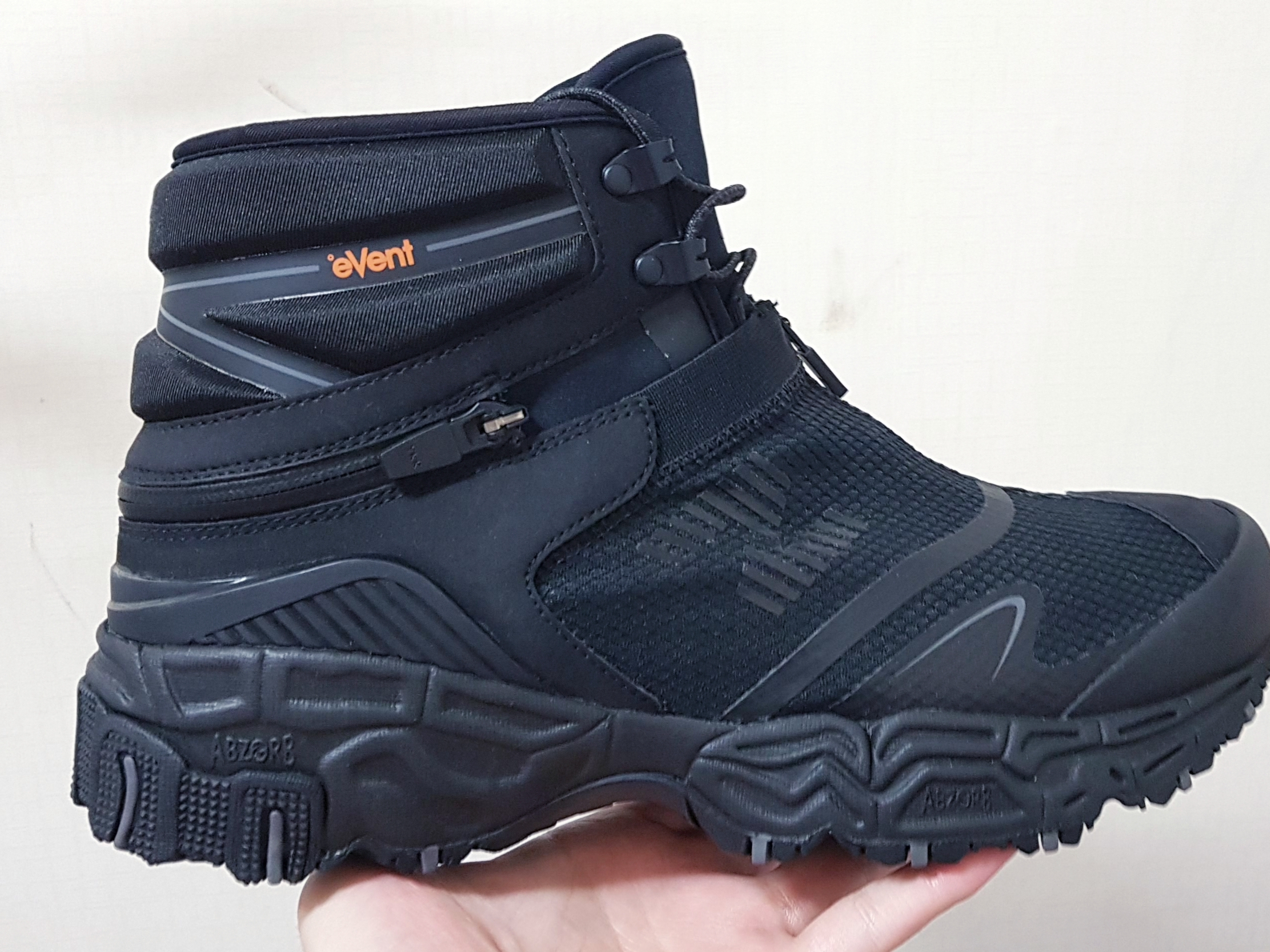 New Balance x Tokyo Design Studio x Snow Peak Niobium Black 착용 스타일
