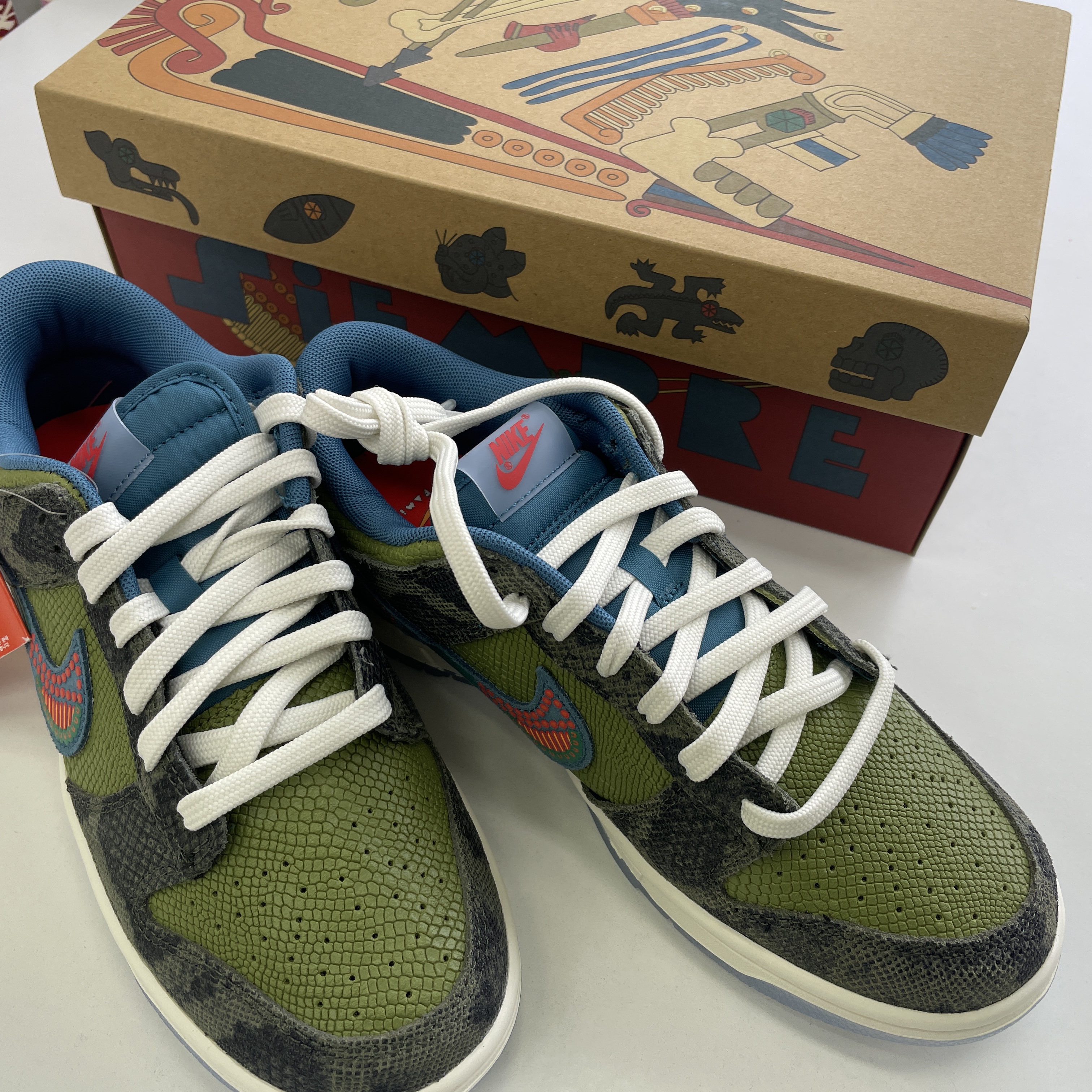 Nike Dunk Low Premium Siempre Familia 착용 스타일 - 3
