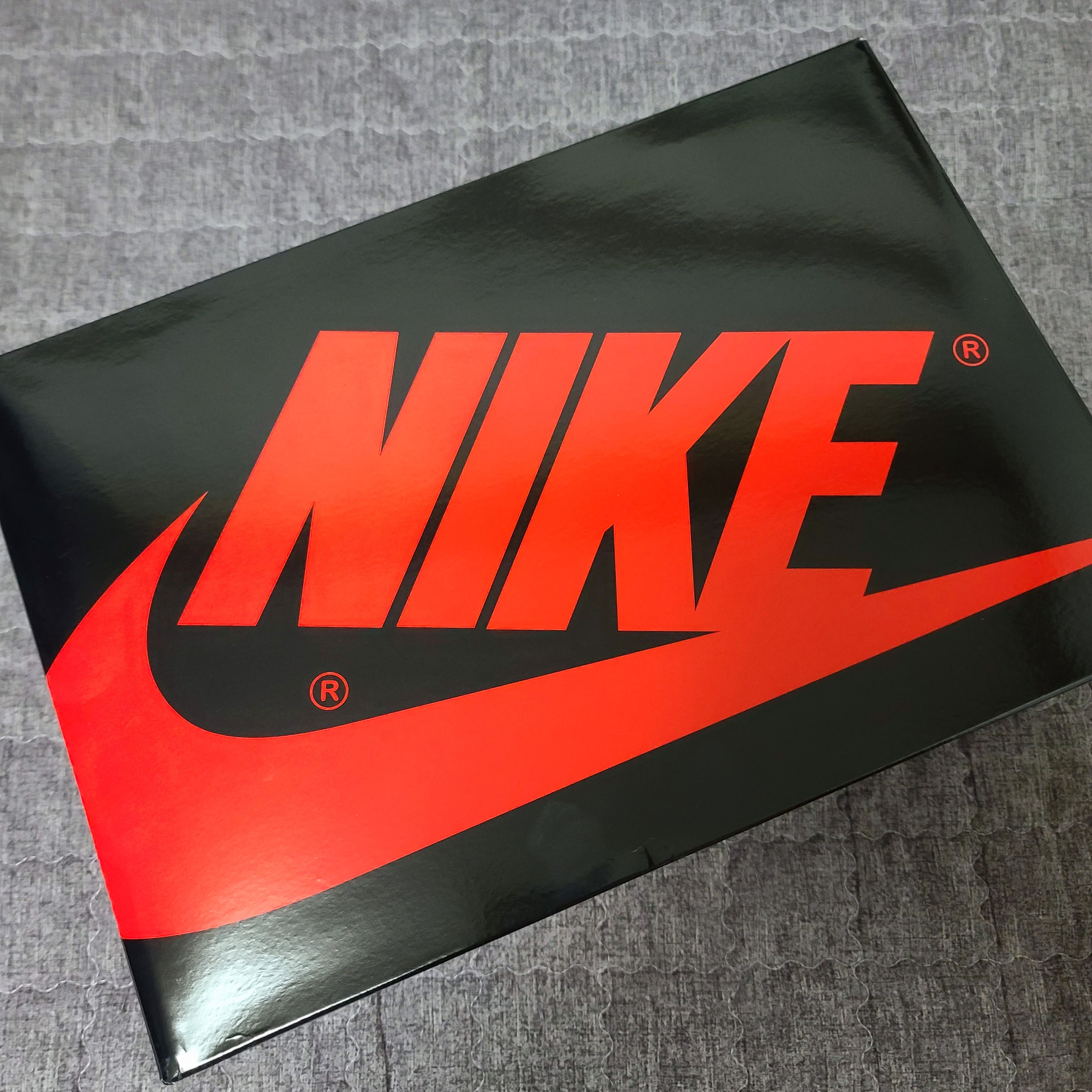 Jordan 1 Retro High OG Patent Bred 착용 스타일 - 4