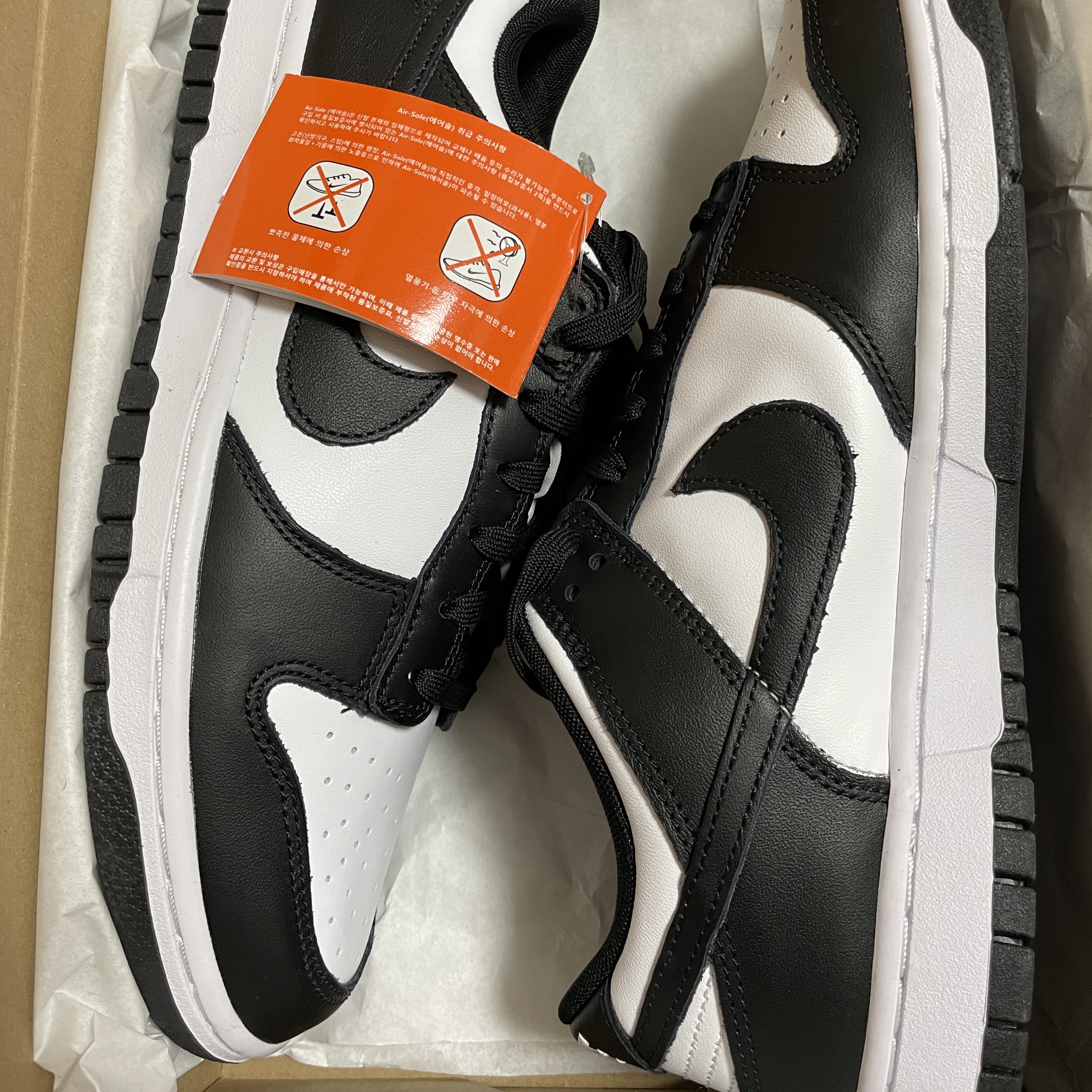 Nike Dunk Low Retro Black 착용 스타일 - 4