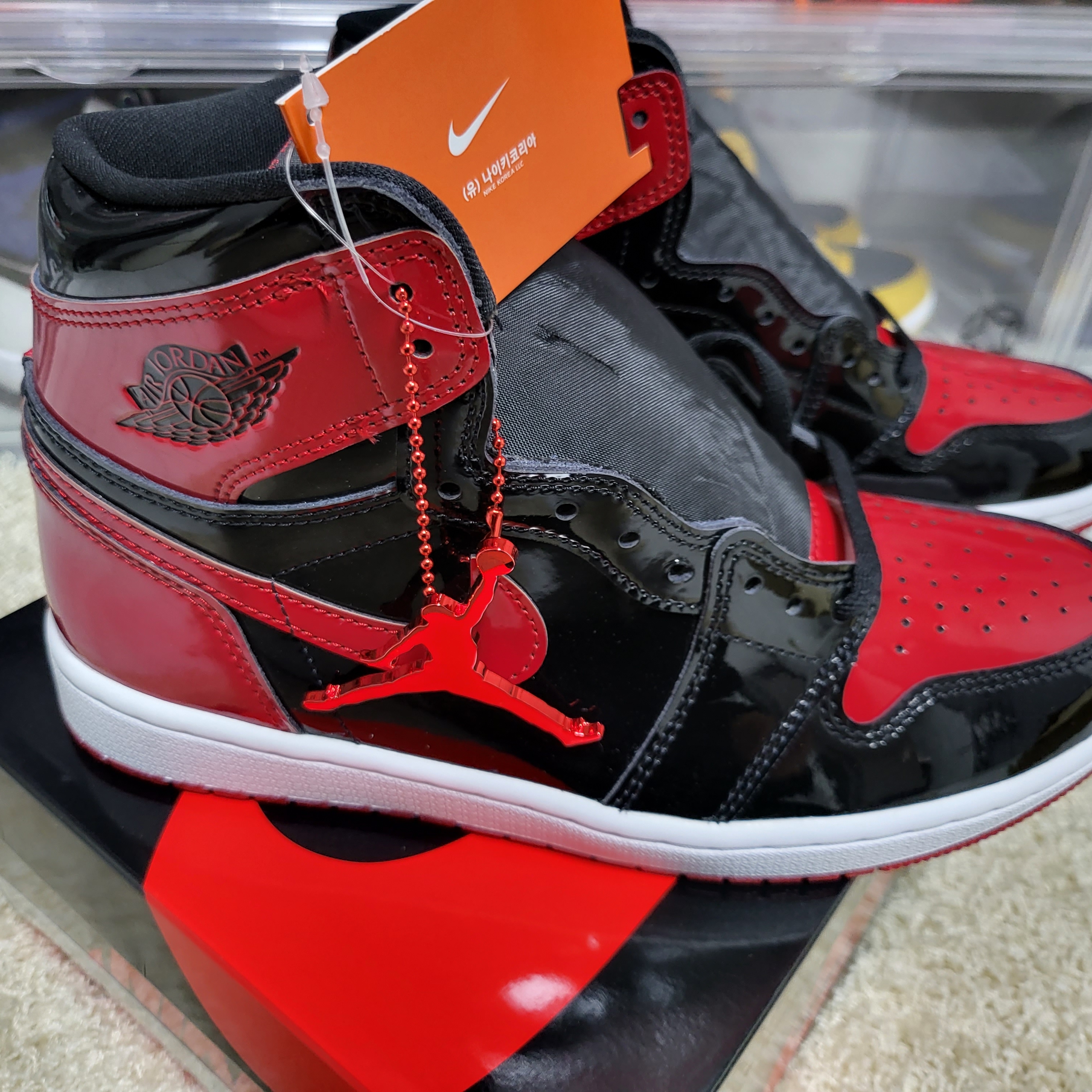 Jordan 1 Retro High OG Patent Bred 착용 스타일