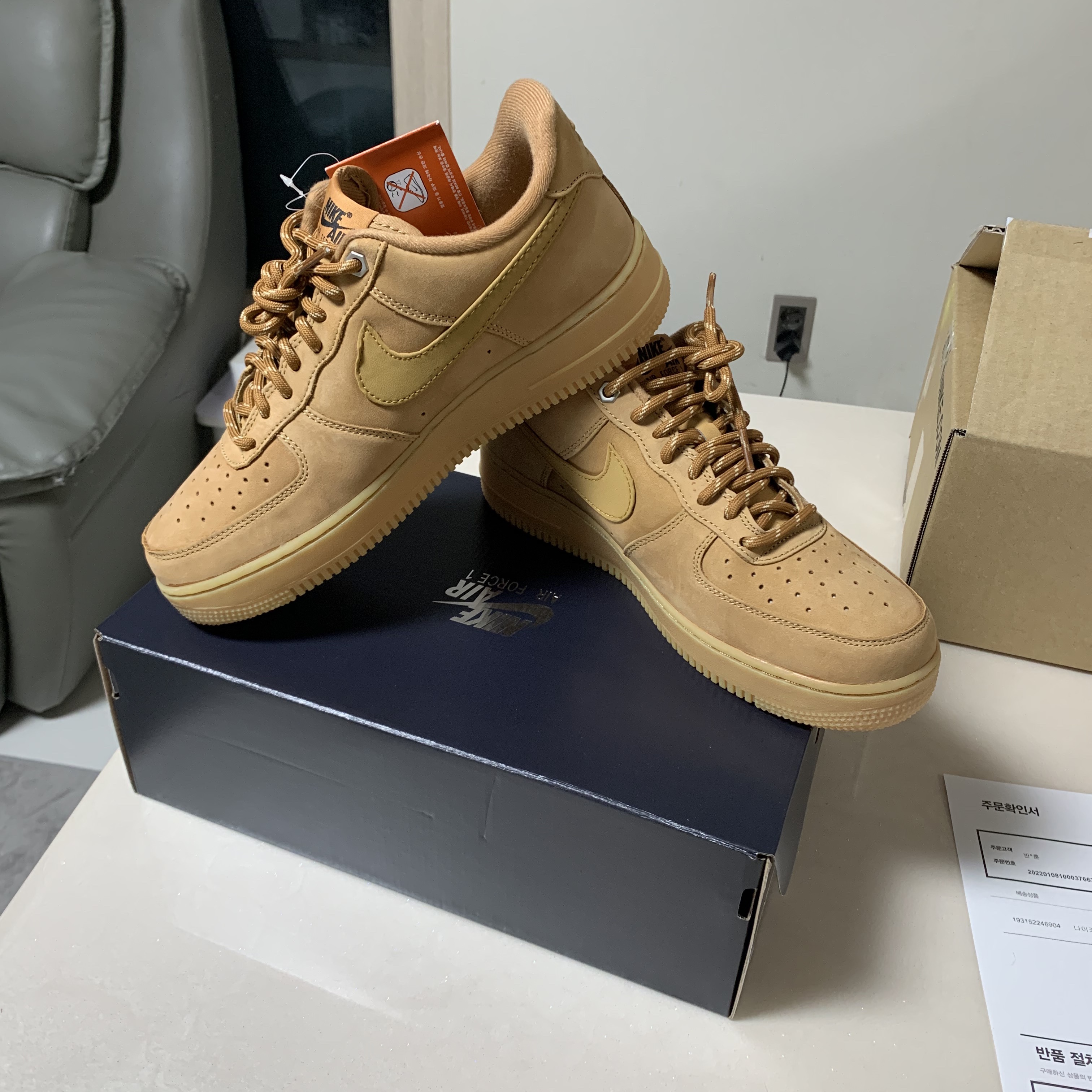Nike Air Force 1 '07 WB Flax 착용 스타일 - 3