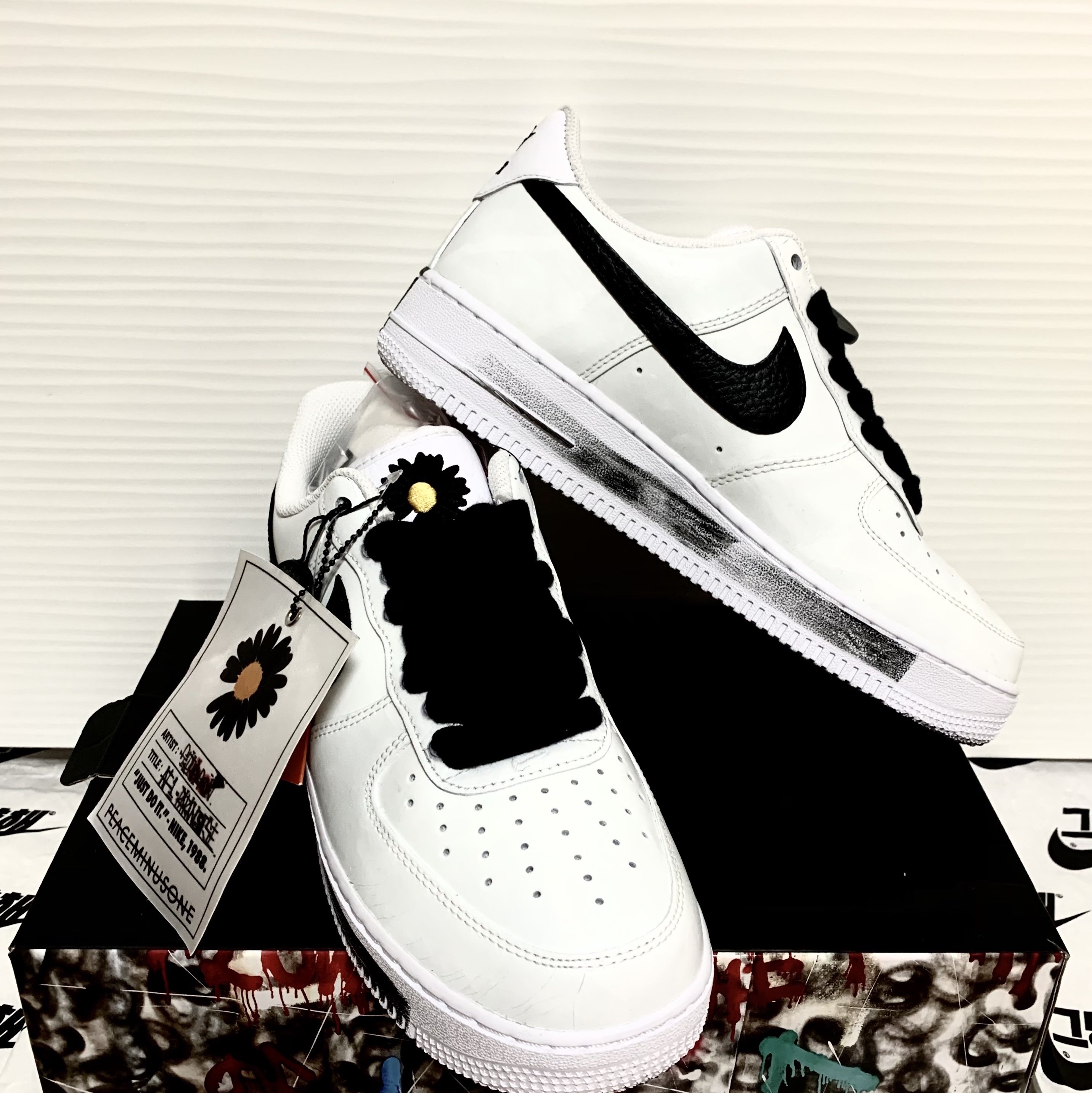 Nike x Peaceminusone Air Force 1 Low Para-Noise 2.0 착용 스타일 - 2