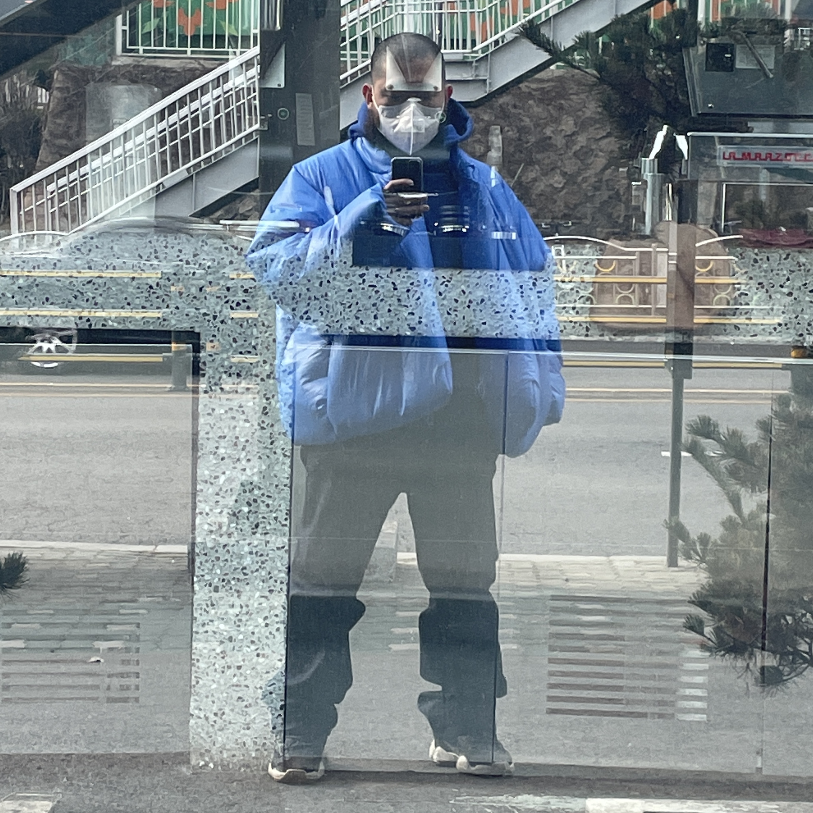 Yeezy Gap Round Jacket Blue, Adidas Yeezy 500 High Slate 착용 스타일