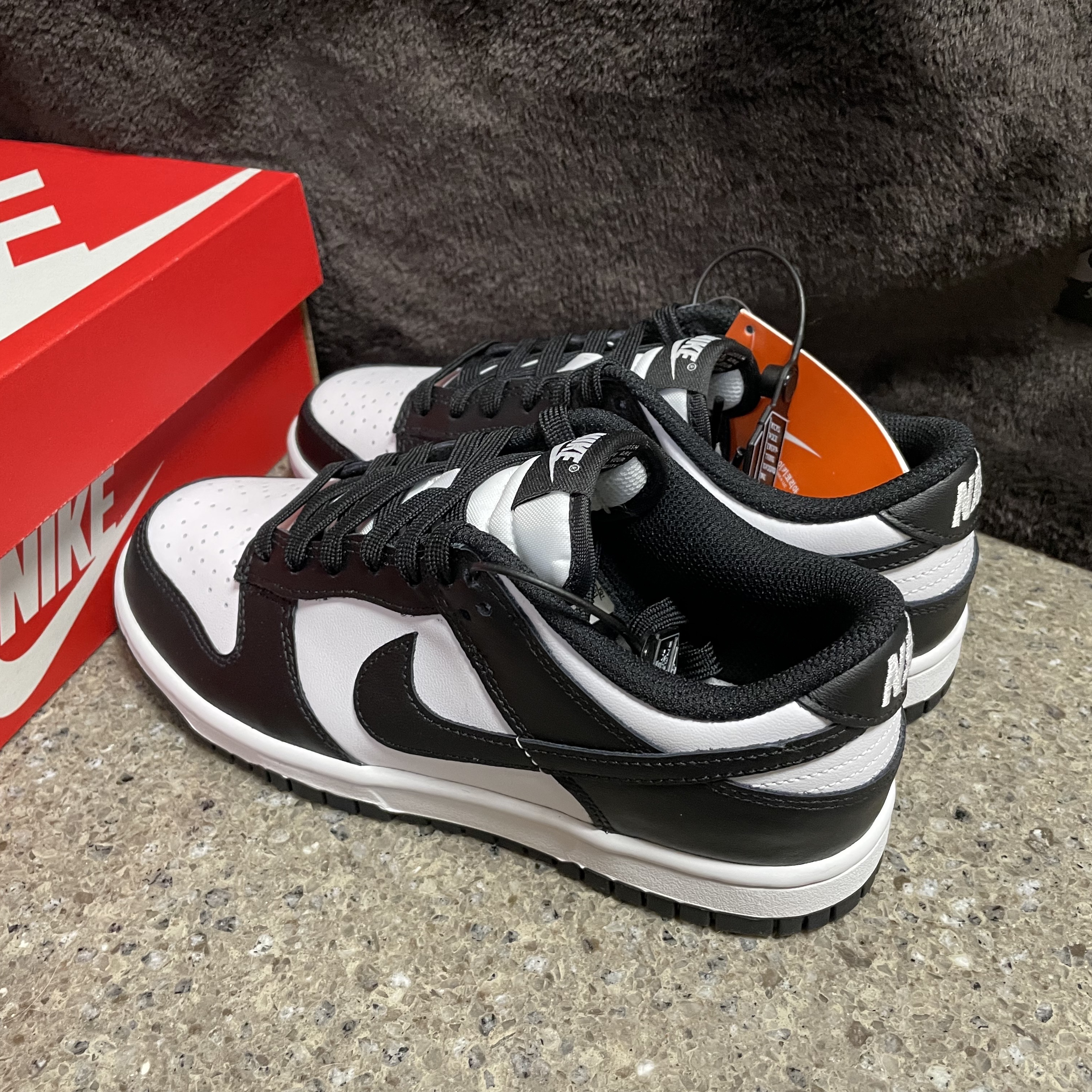 (W) Nike Dunk Low Black 착용 스타일