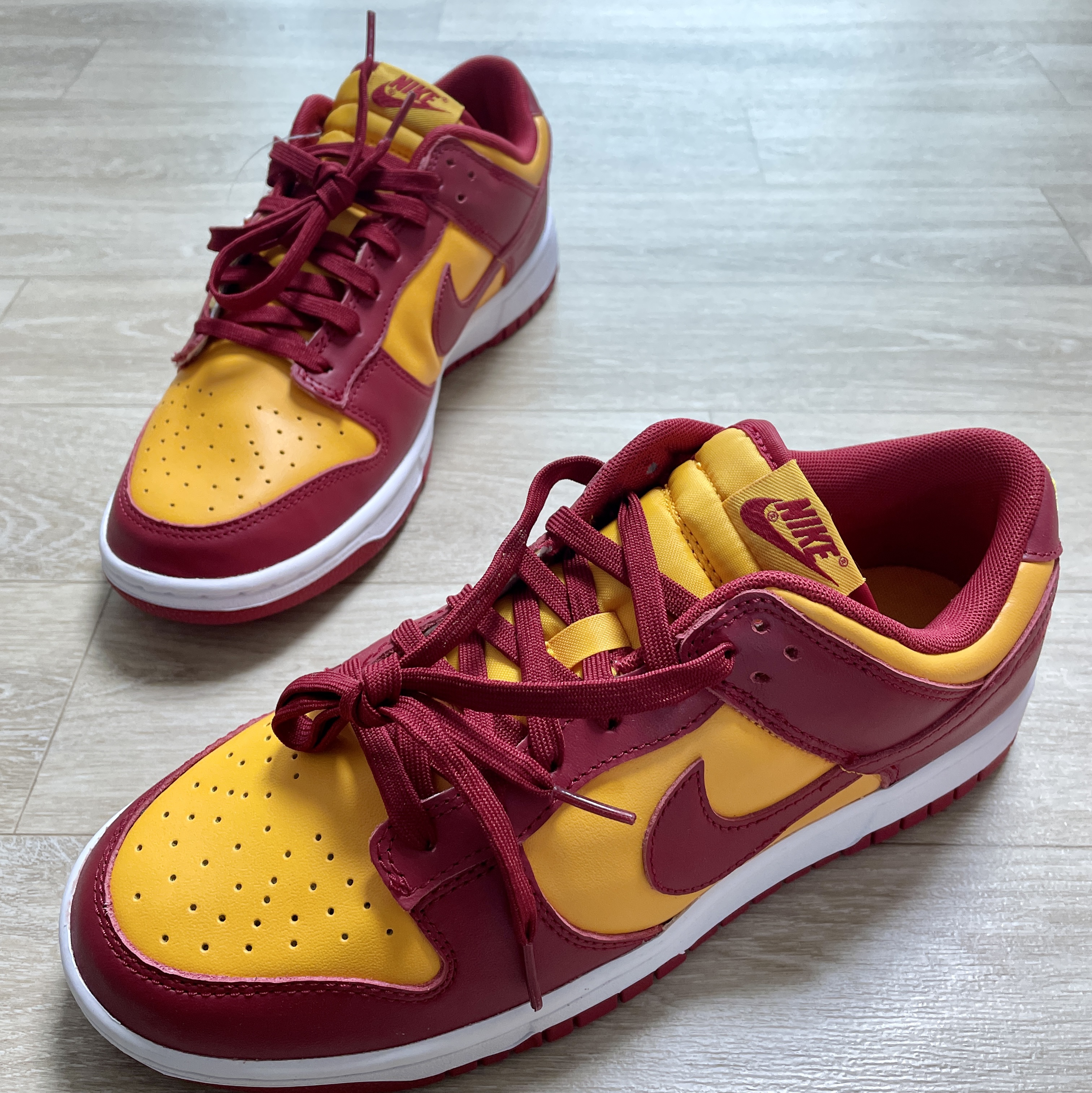 Nike Dunk Low Retro Championship Gold 착용 스타일 - 2