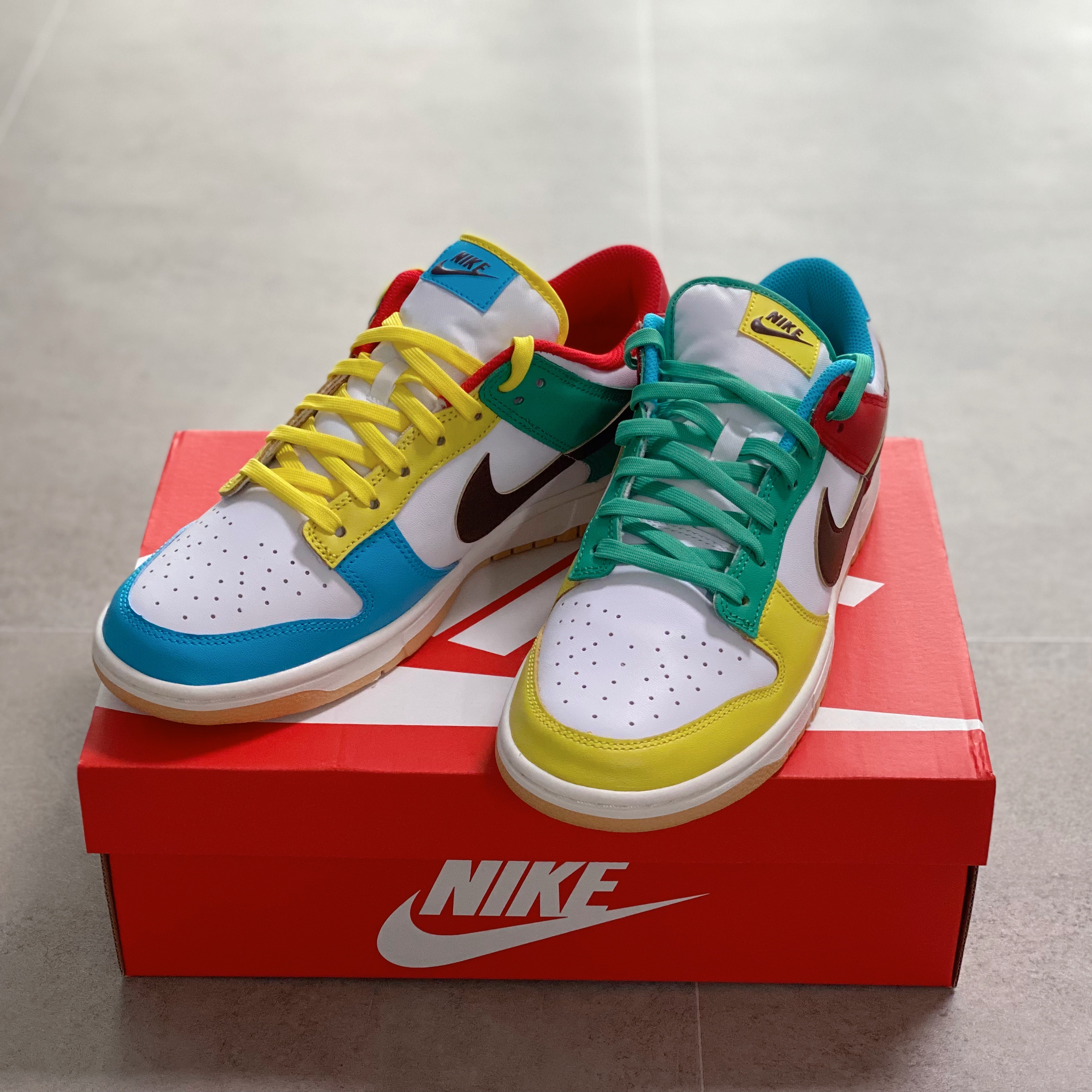 Nike Dunk Low SE Free.99 White 착용 스타일