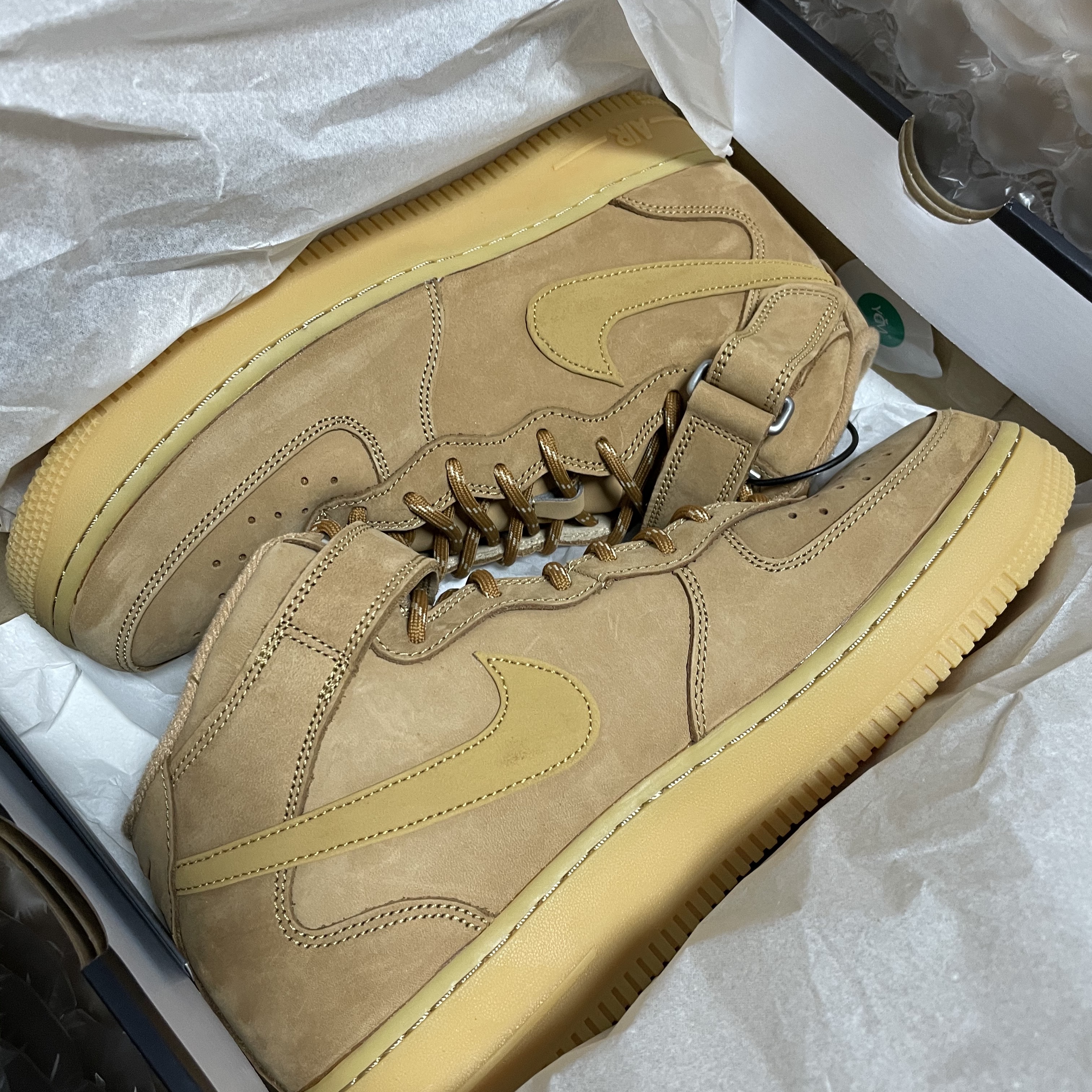 Nike Air Force 1 Mid '07 WB Flax 착용 스타일 - 2