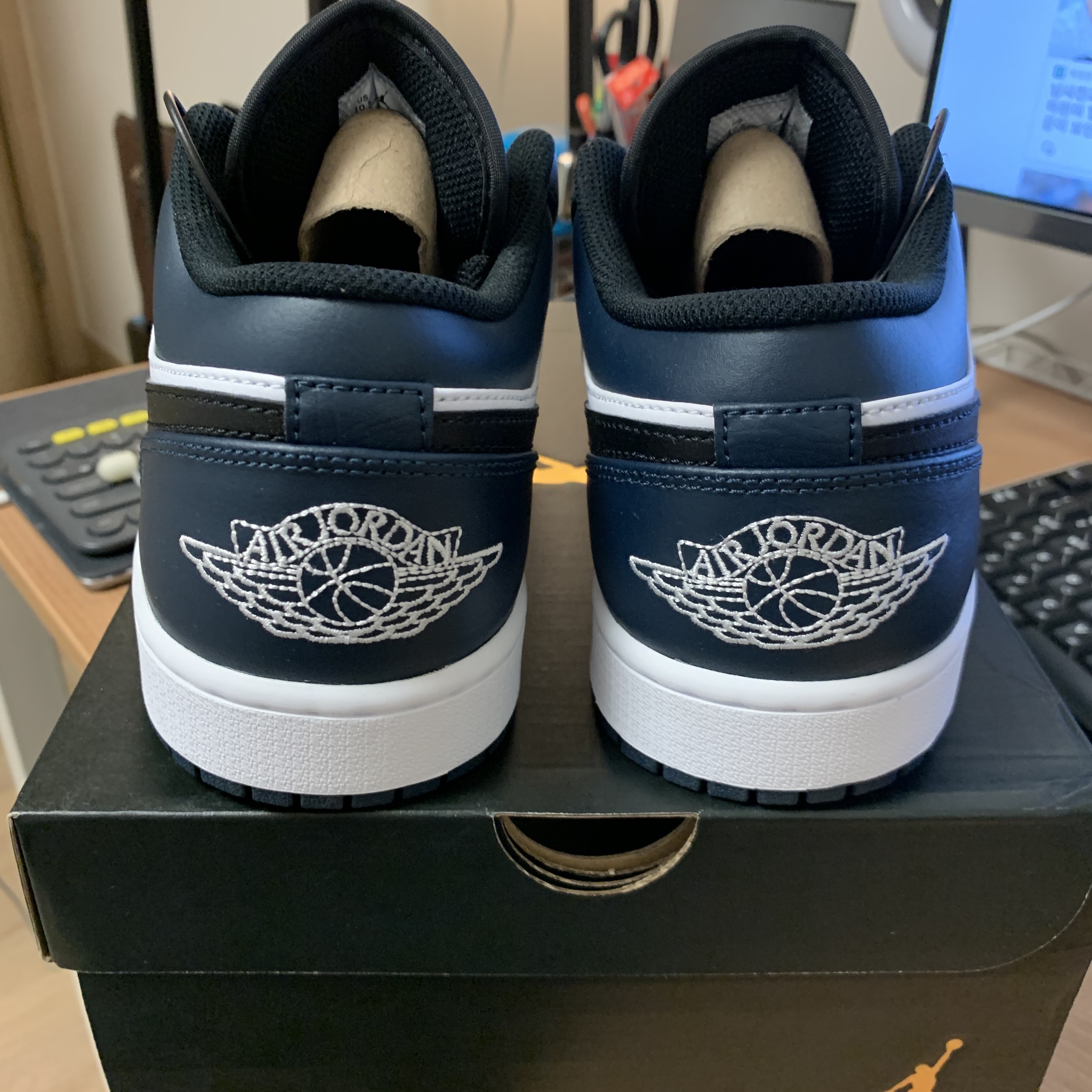 Jordan 1 Low Dark Teal 착용 스타일 - 1