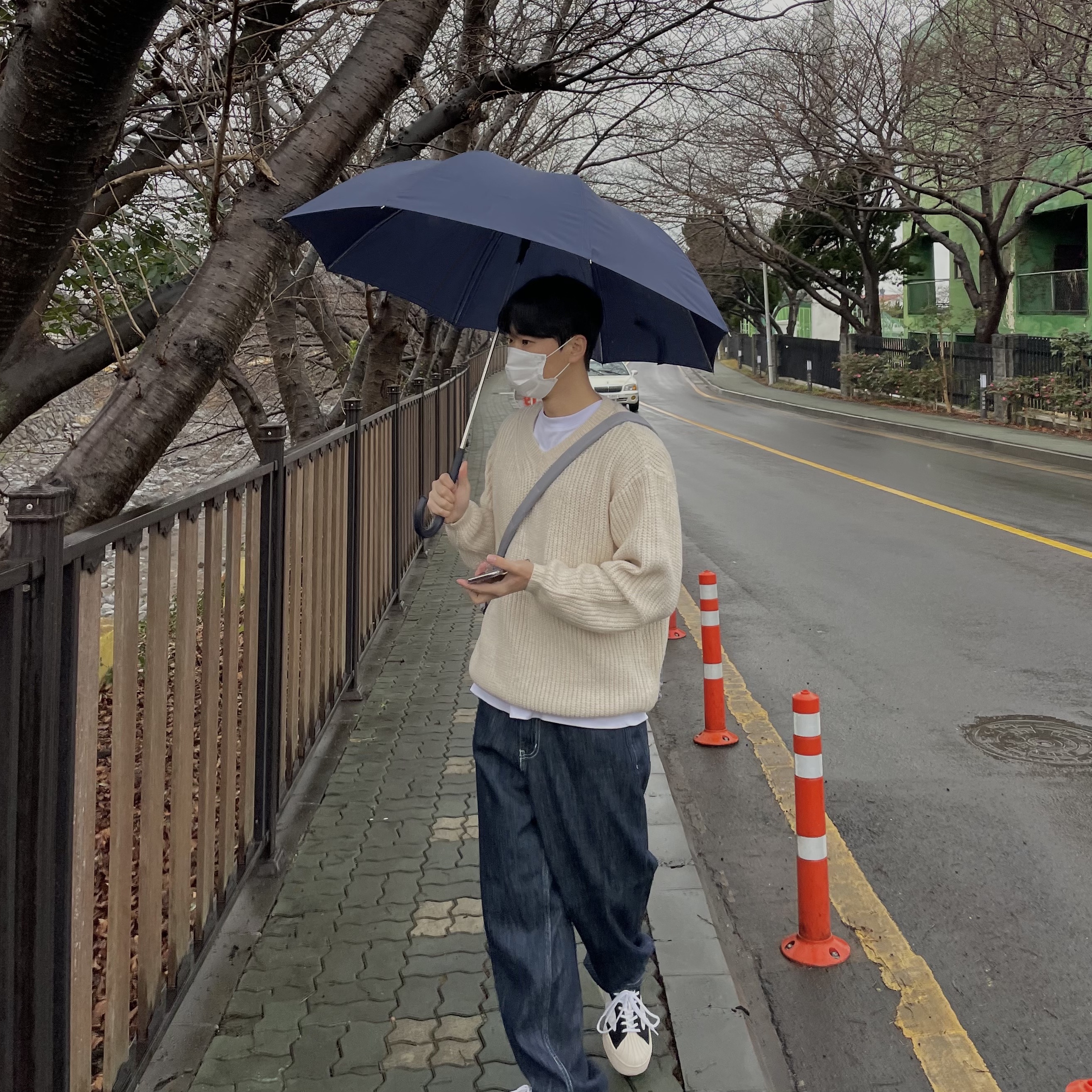 Y-3 Yohji Star Cloud White Bold Blue 착용 스타일 - 1