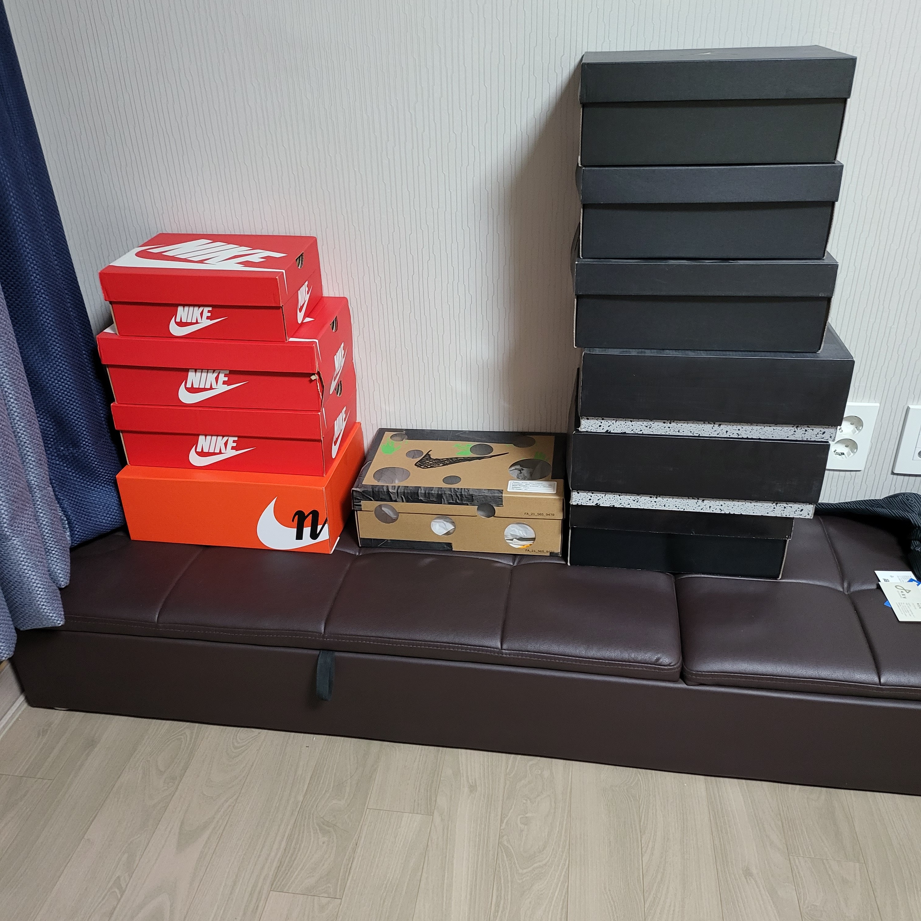 Nike Dunk Low Retro Black, Jordan 6 Retro Alternate 착용 스타일 - 1