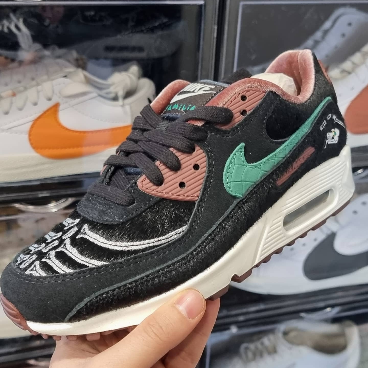 (W) Nike Air Max 90 SE Siempre Familia 착용 스타일