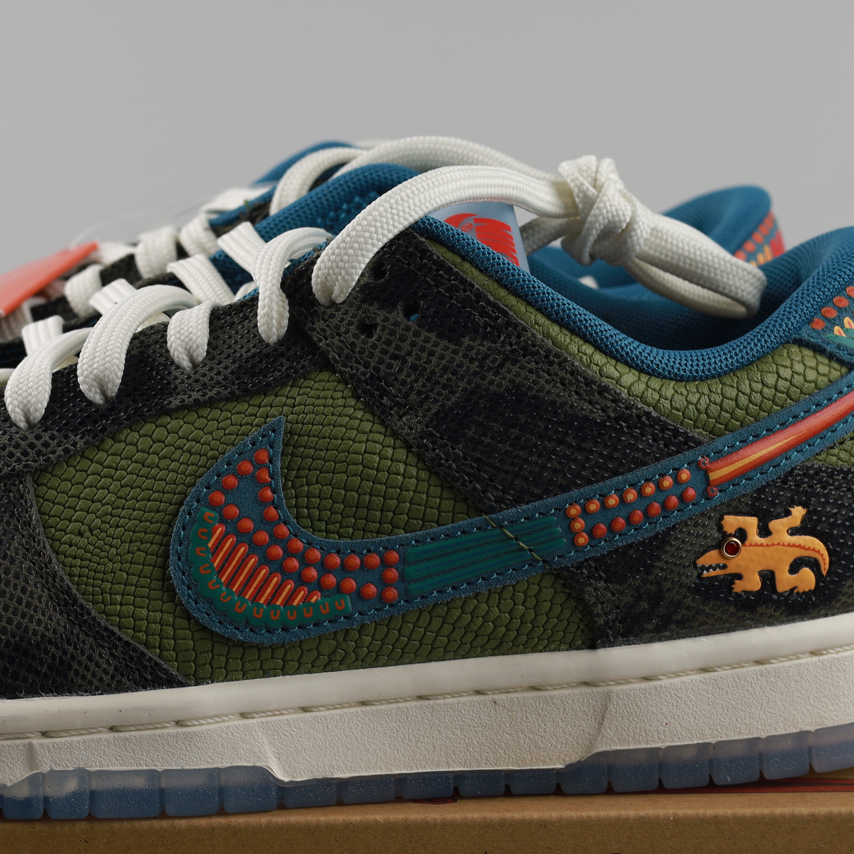 Nike Dunk Low Premium Siempre Familia 착용 스타일