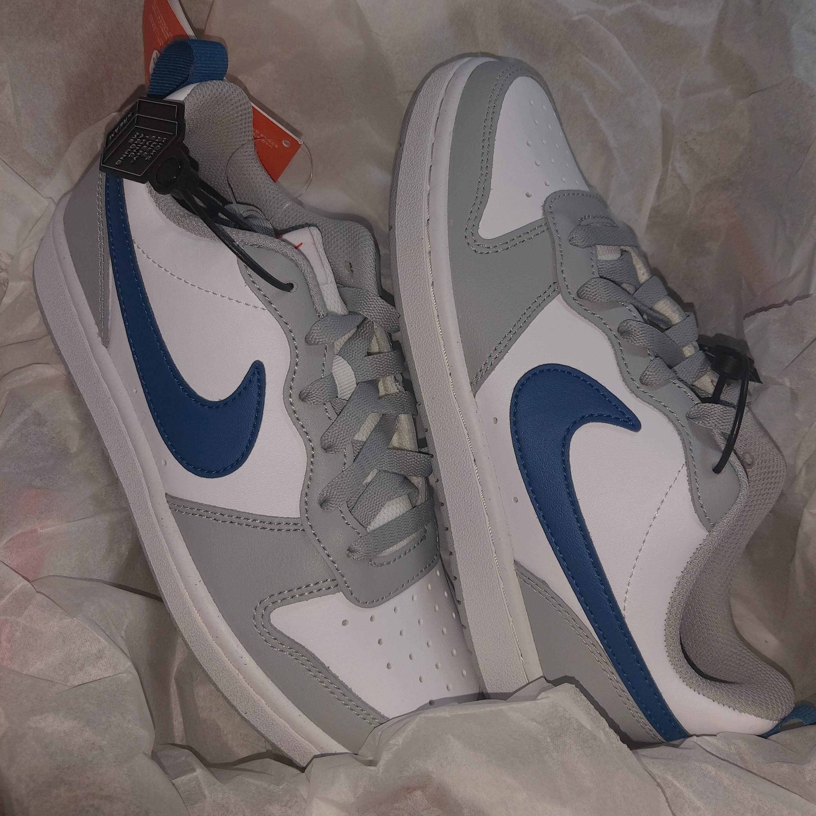 (GS) Nike Court Borough Low 2 Light Smoke Grey 착용 스타일