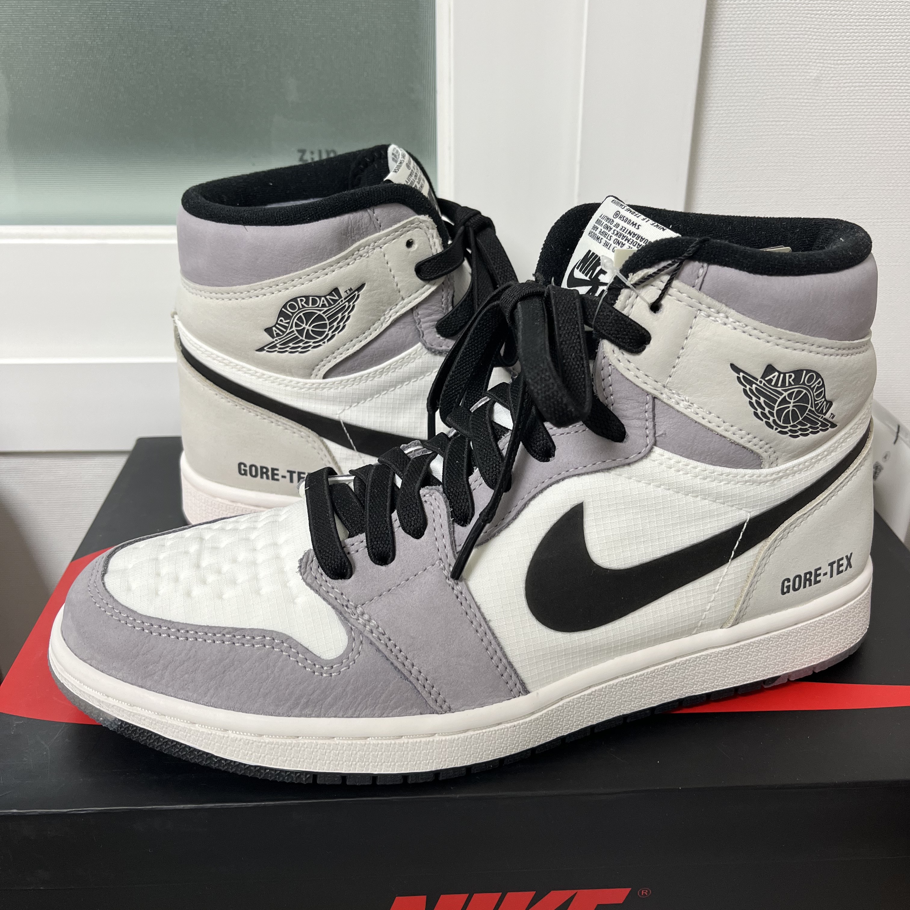 Jordan 1 Element Gore-Tex Sail 착용 스타일 - 1