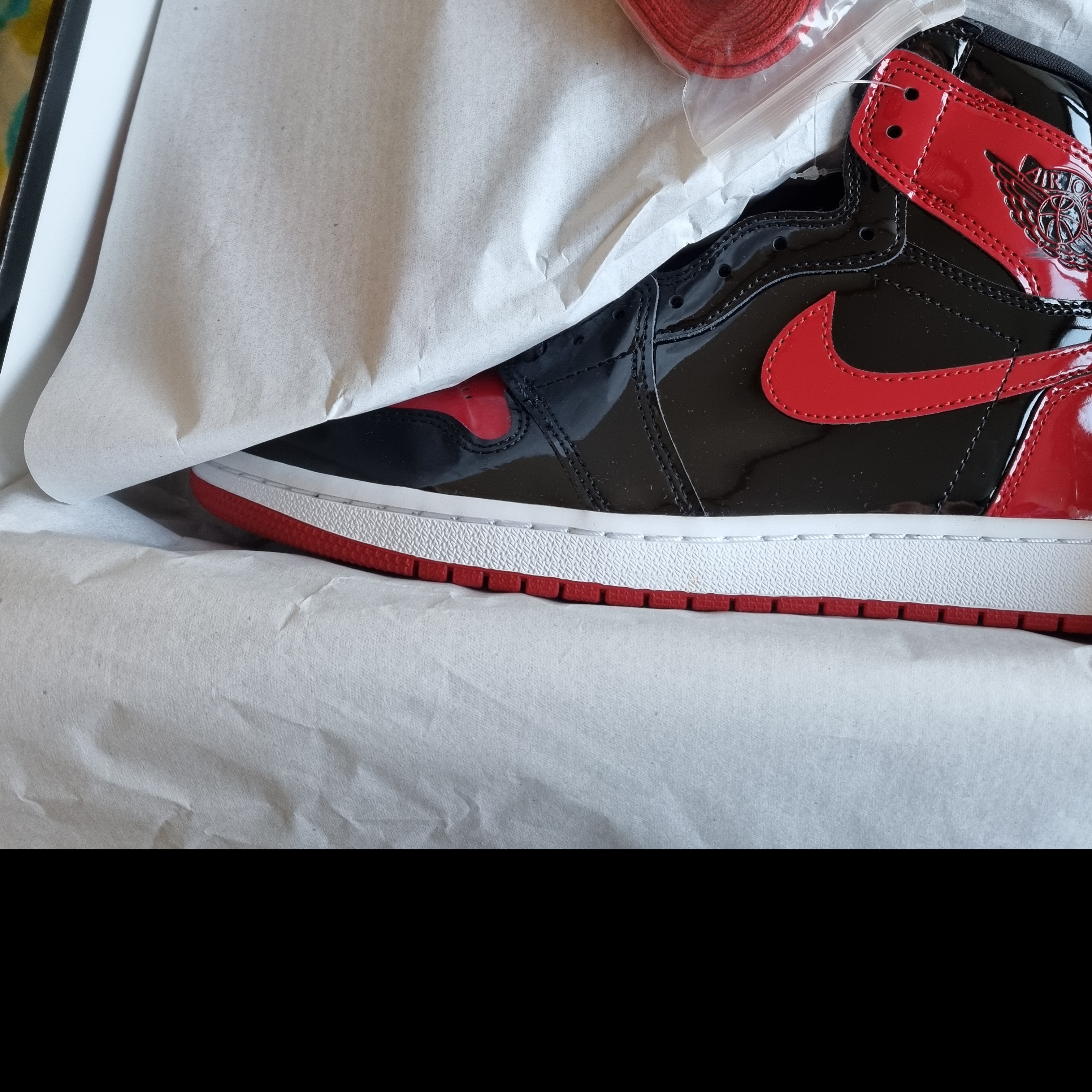 Jordan 1 Retro High OG Patent Bred 착용 스타일