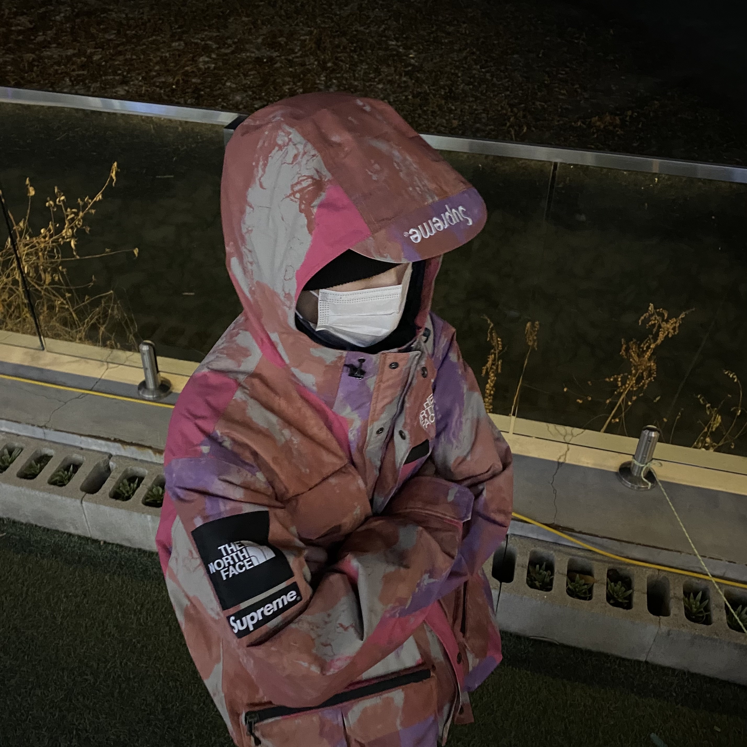 Supreme x The North Face Cargo Jacket Multi-Color - 20SS, Nike x Stussy Cuff Beanie Black 착용 스타일 - 2