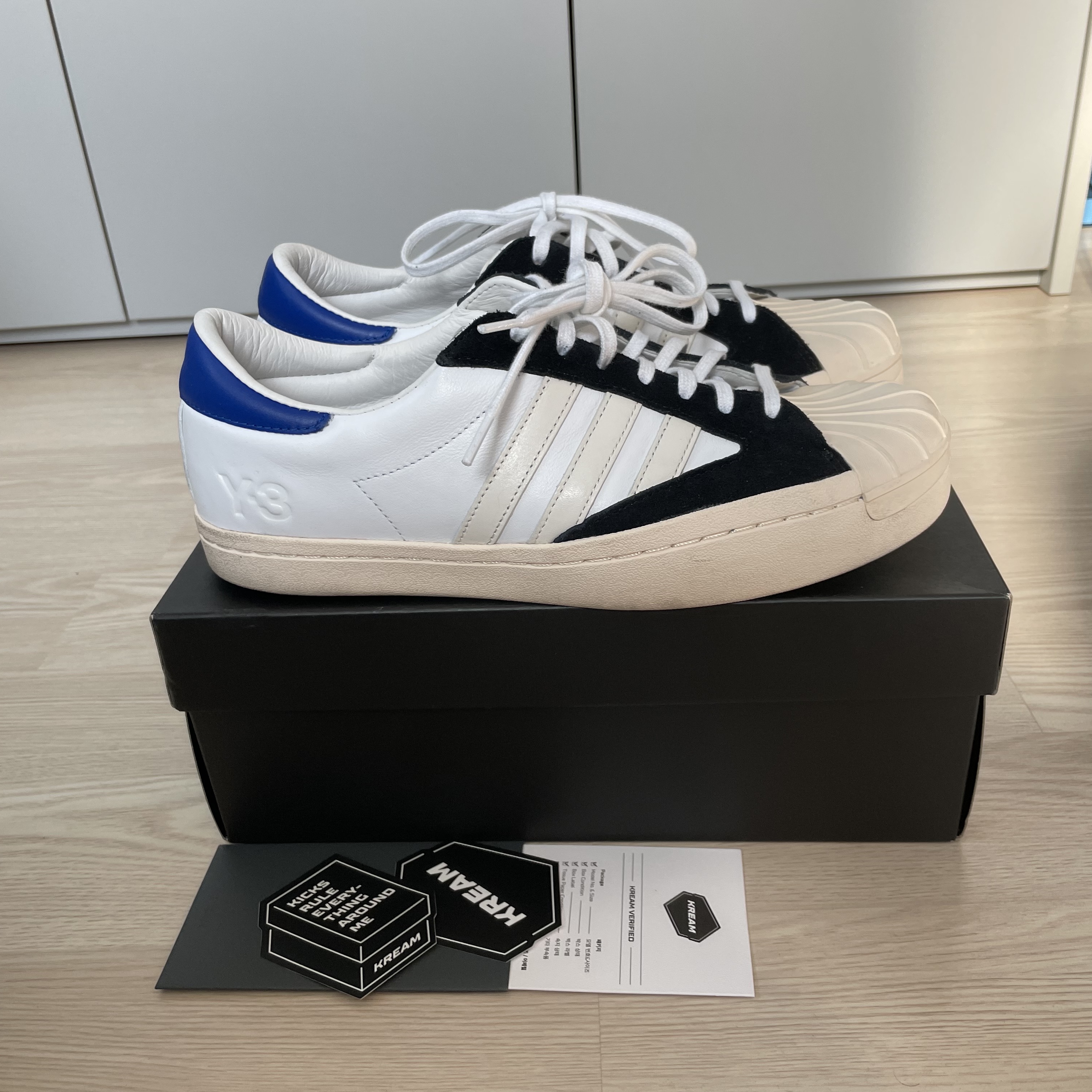 Y-3 Yohji Star Cloud White Bold Blue 착용 스타일