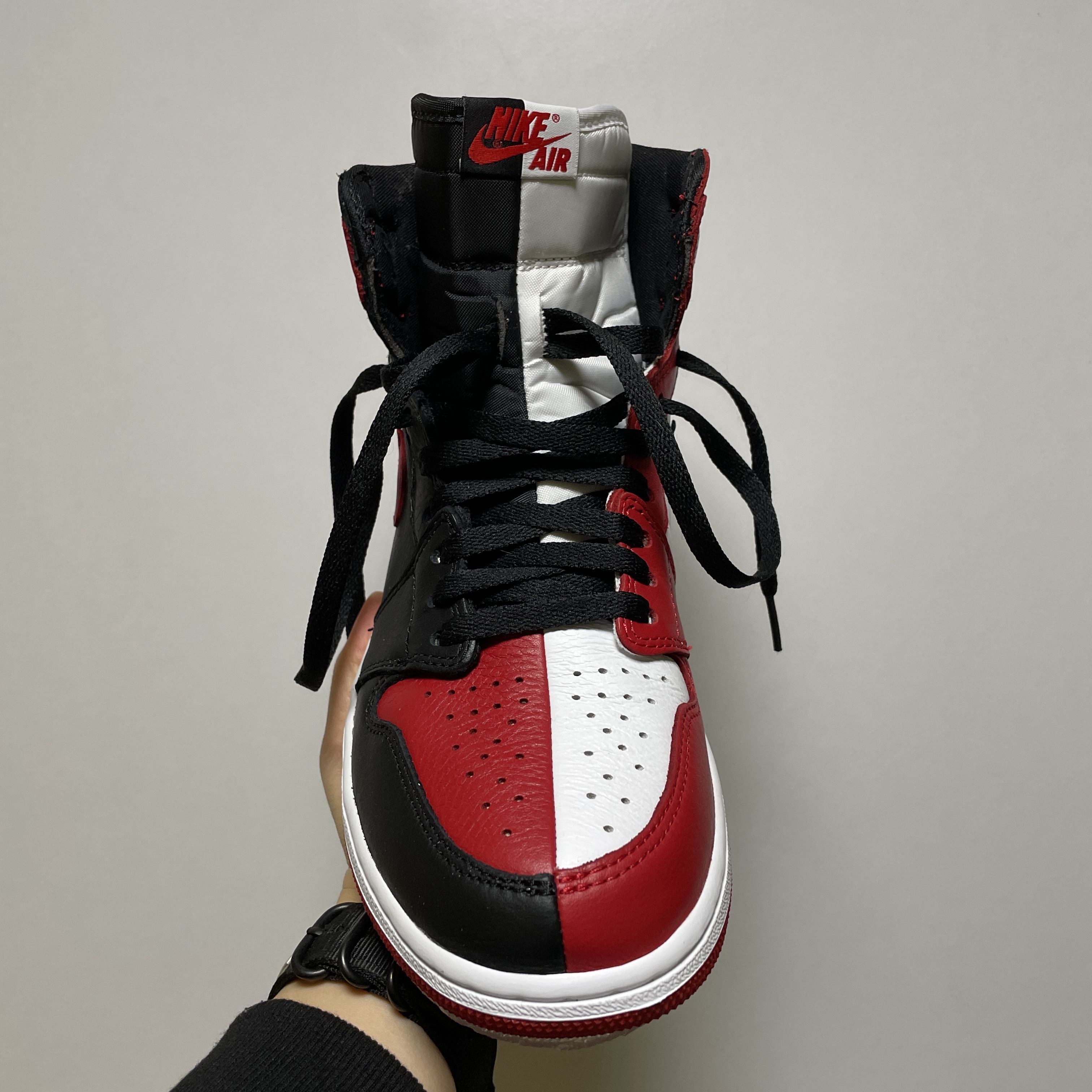 Jordan 1 Retro High Homage To Home (Non-Numbered) 착용 스타일 - 3