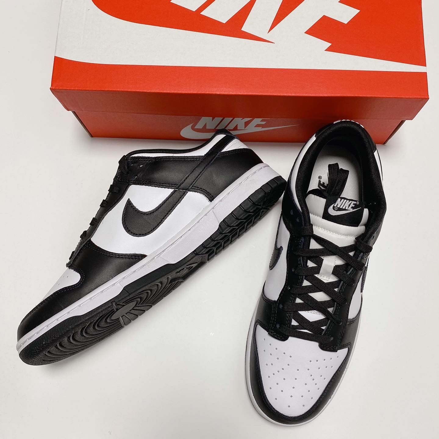 Nike Dunk Low Retro Black 착용 스타일 - 2