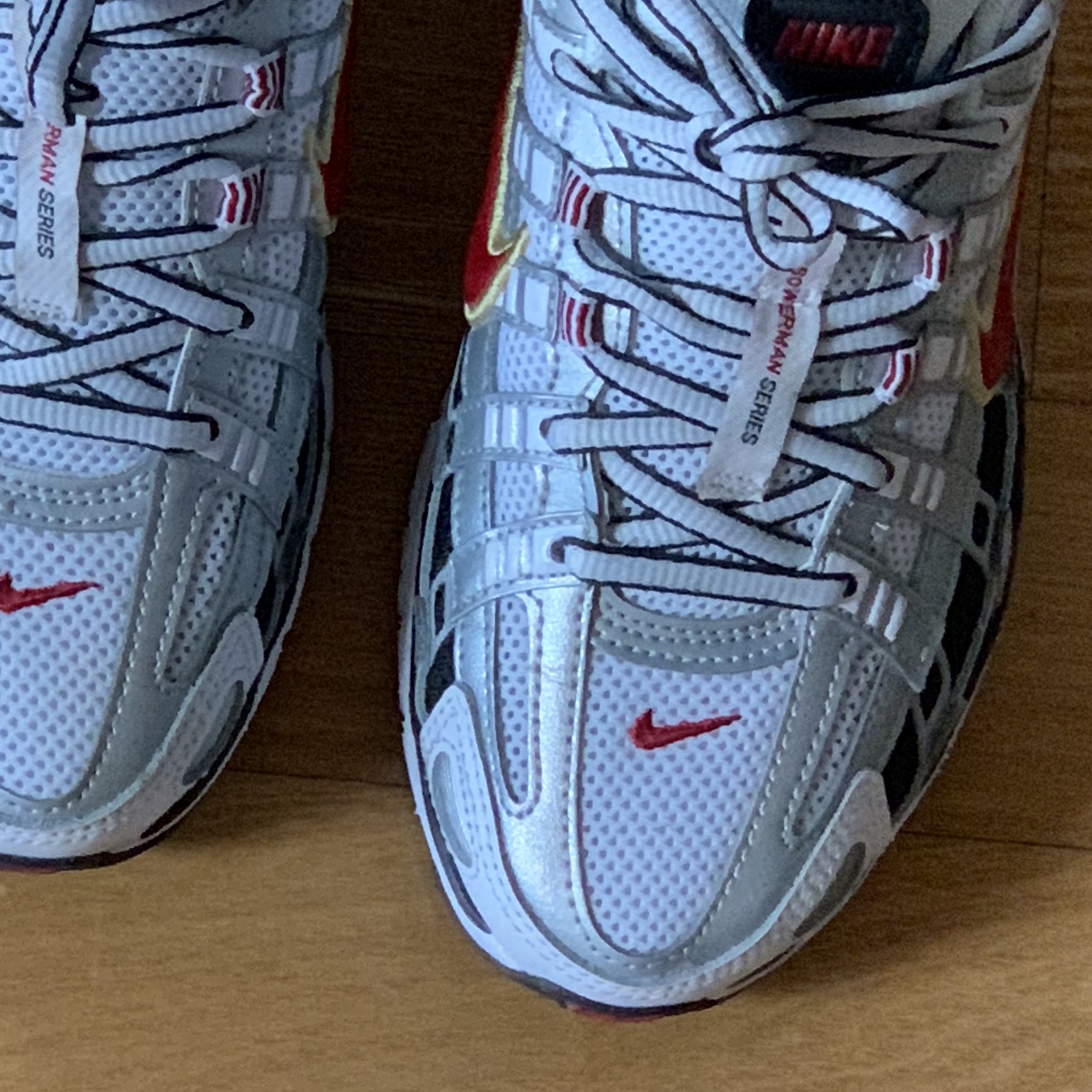 (W) Nike P-6000 Metallic Silver Red 착용 스타일 - 2
