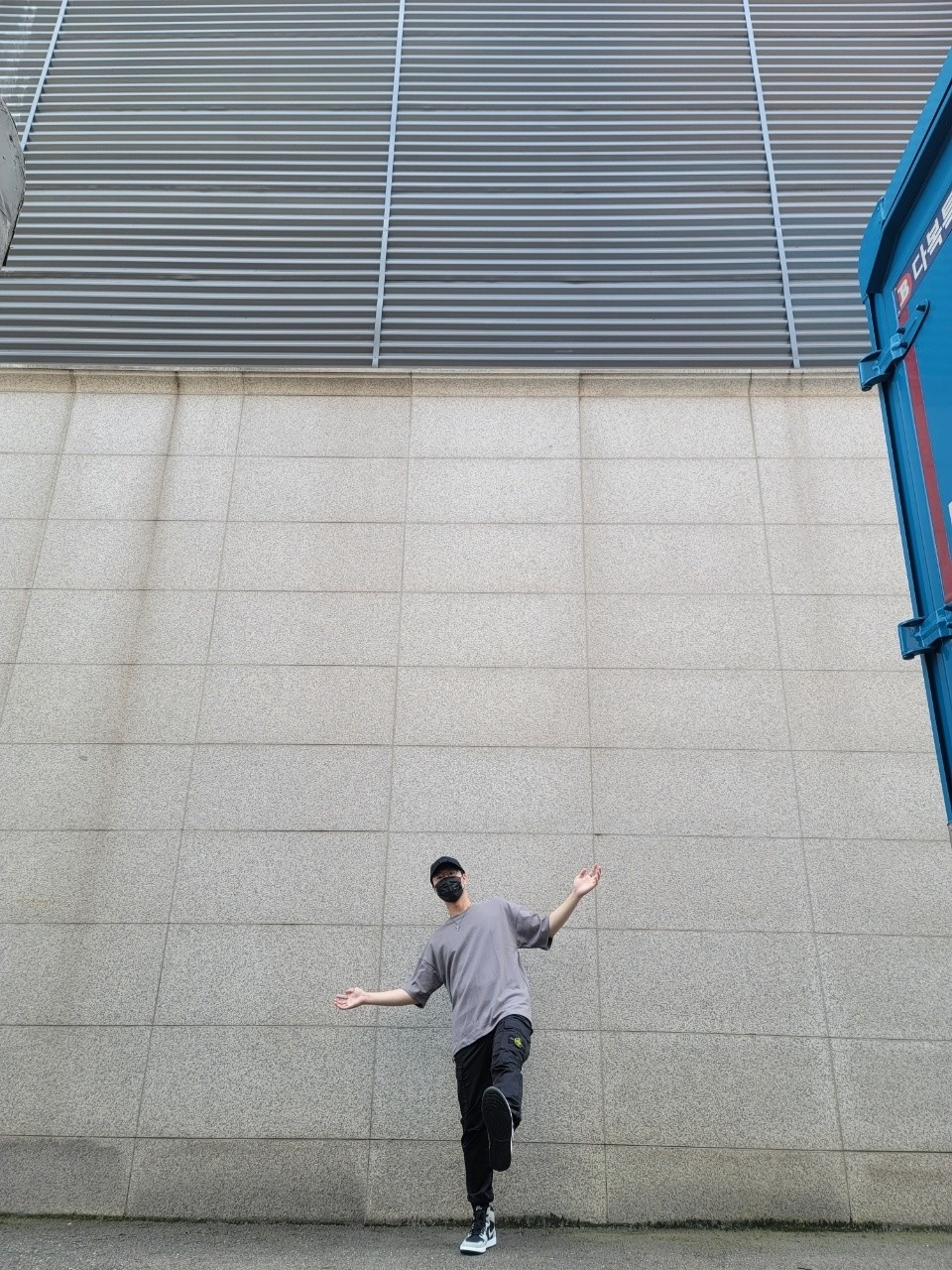 Jordan 1 Retro High OG Shadow 2.0 착용 스타일 - 1