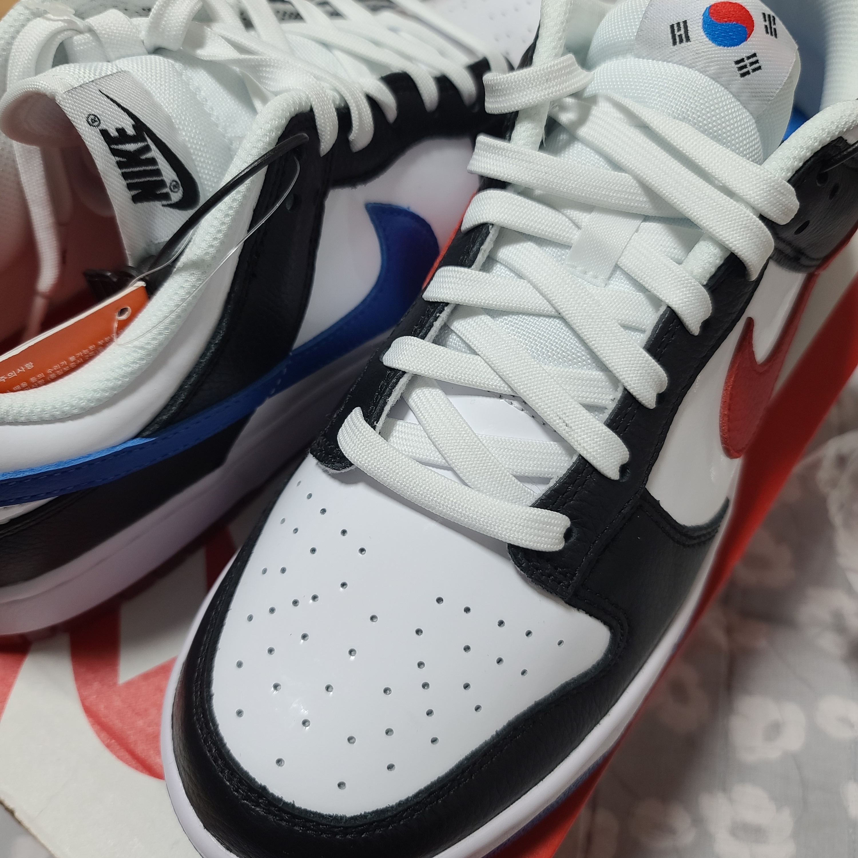 Nike Dunk Low SE Seoul 착용 스타일