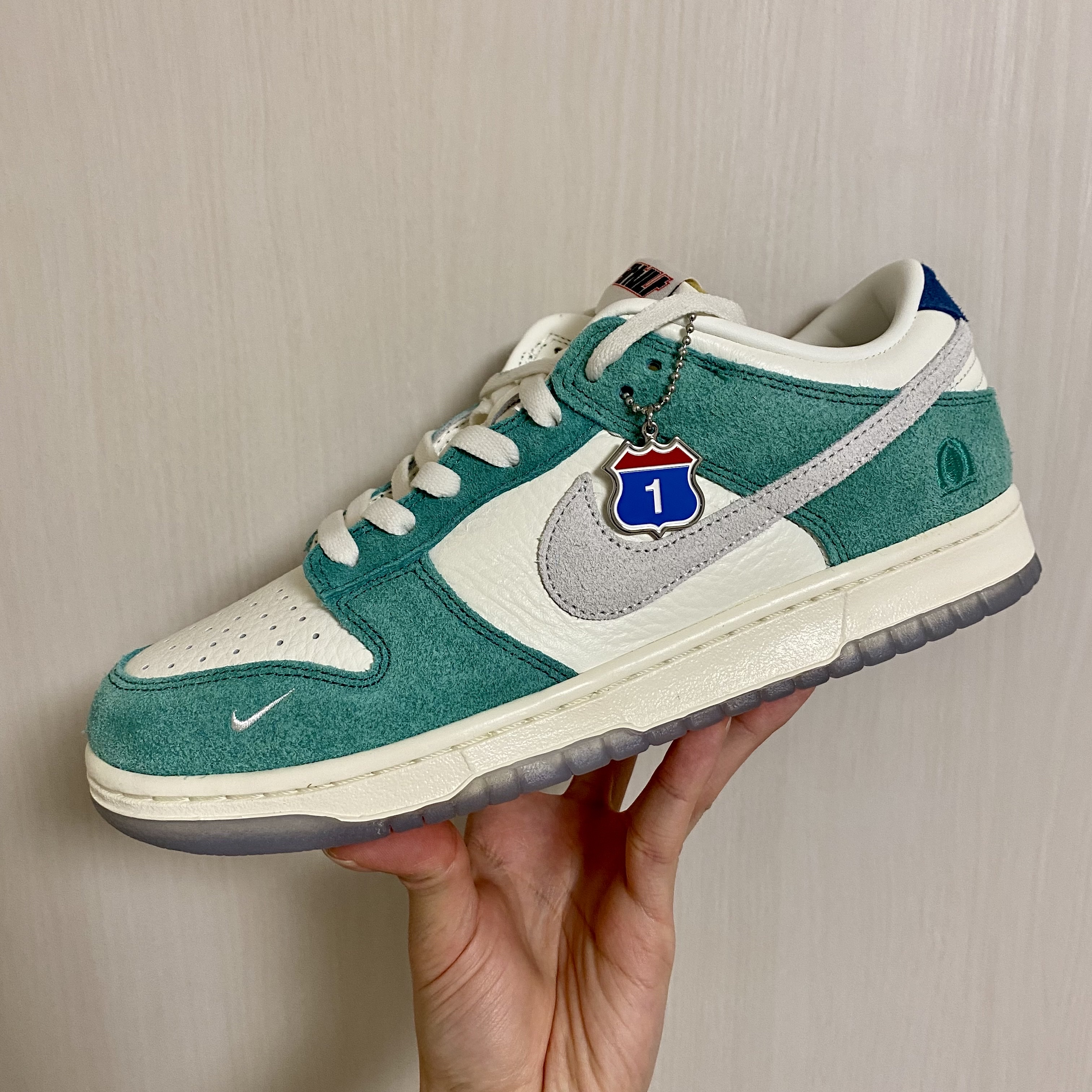 Nike x Kasina Dunk Low Road Sign - Kasina Exclusive 착용 스타일 - 2