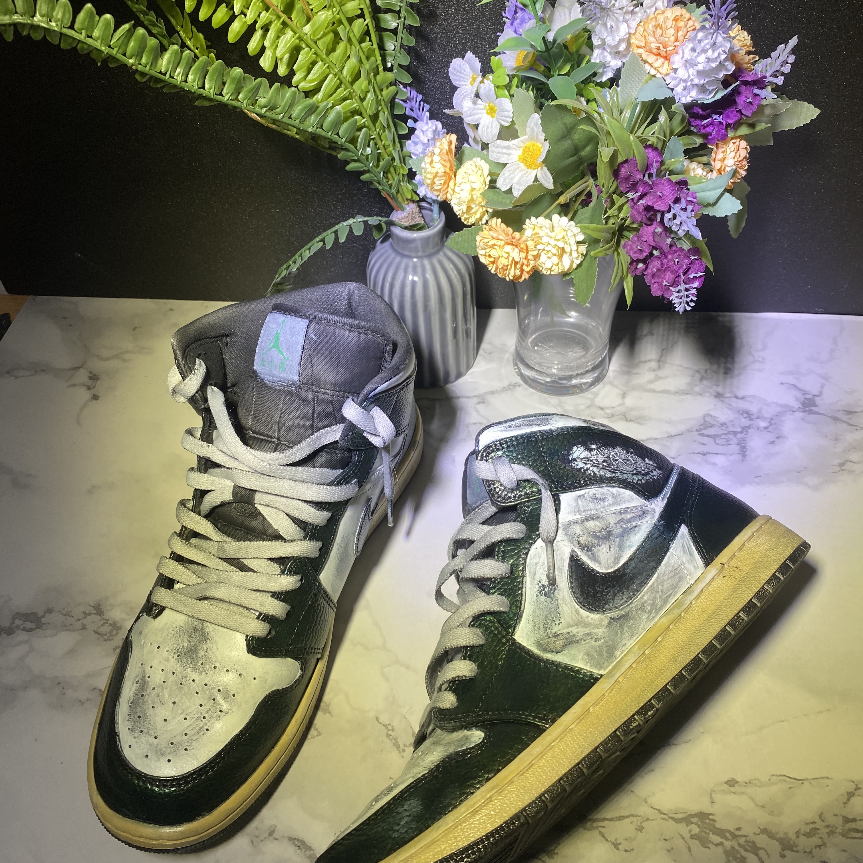 Jordan 1 Mid Triple White 착용 스타일 - 1