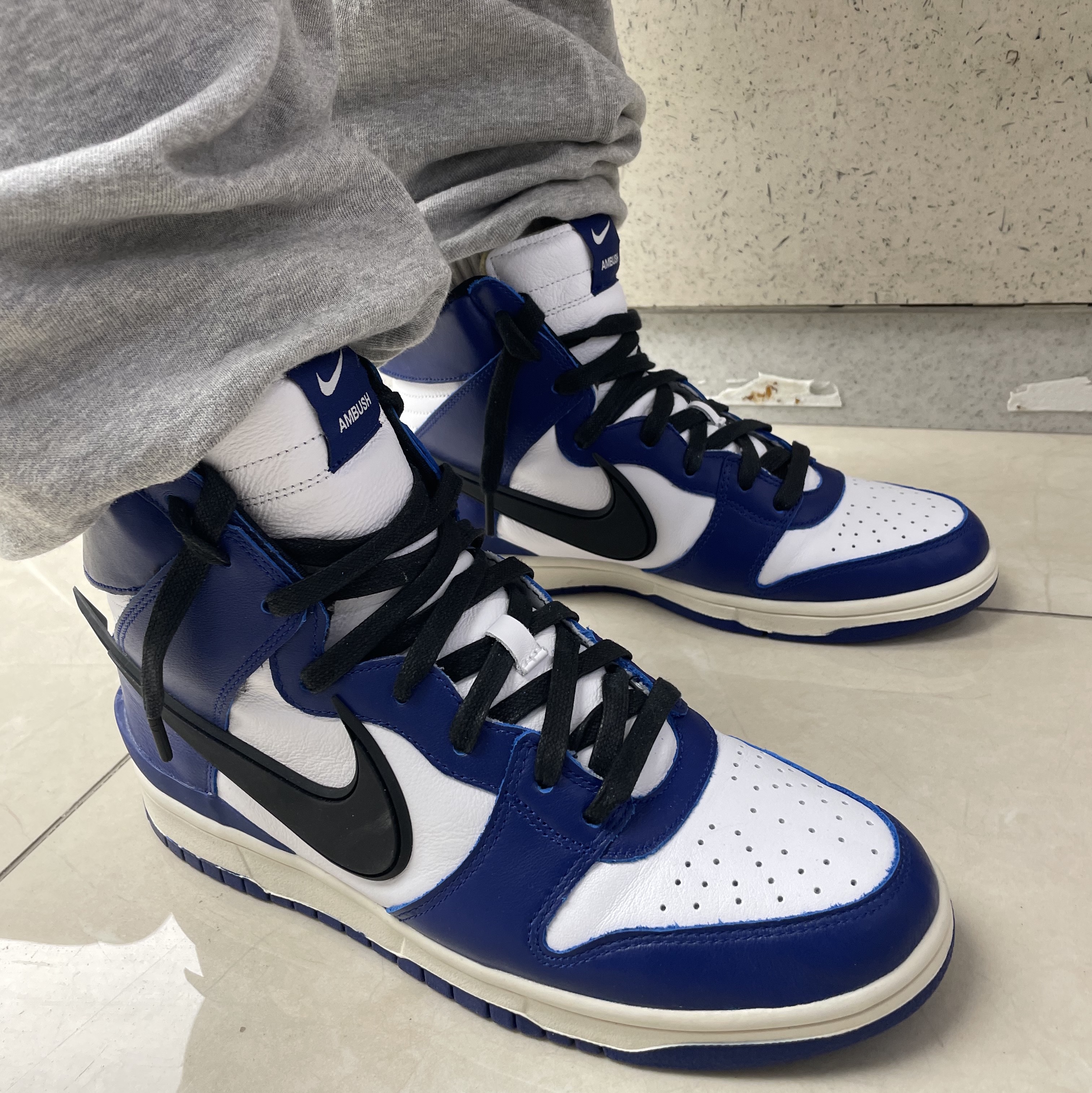 Nike x Ambush Dunk High Deep Royal Blue 착용 스타일 - 5