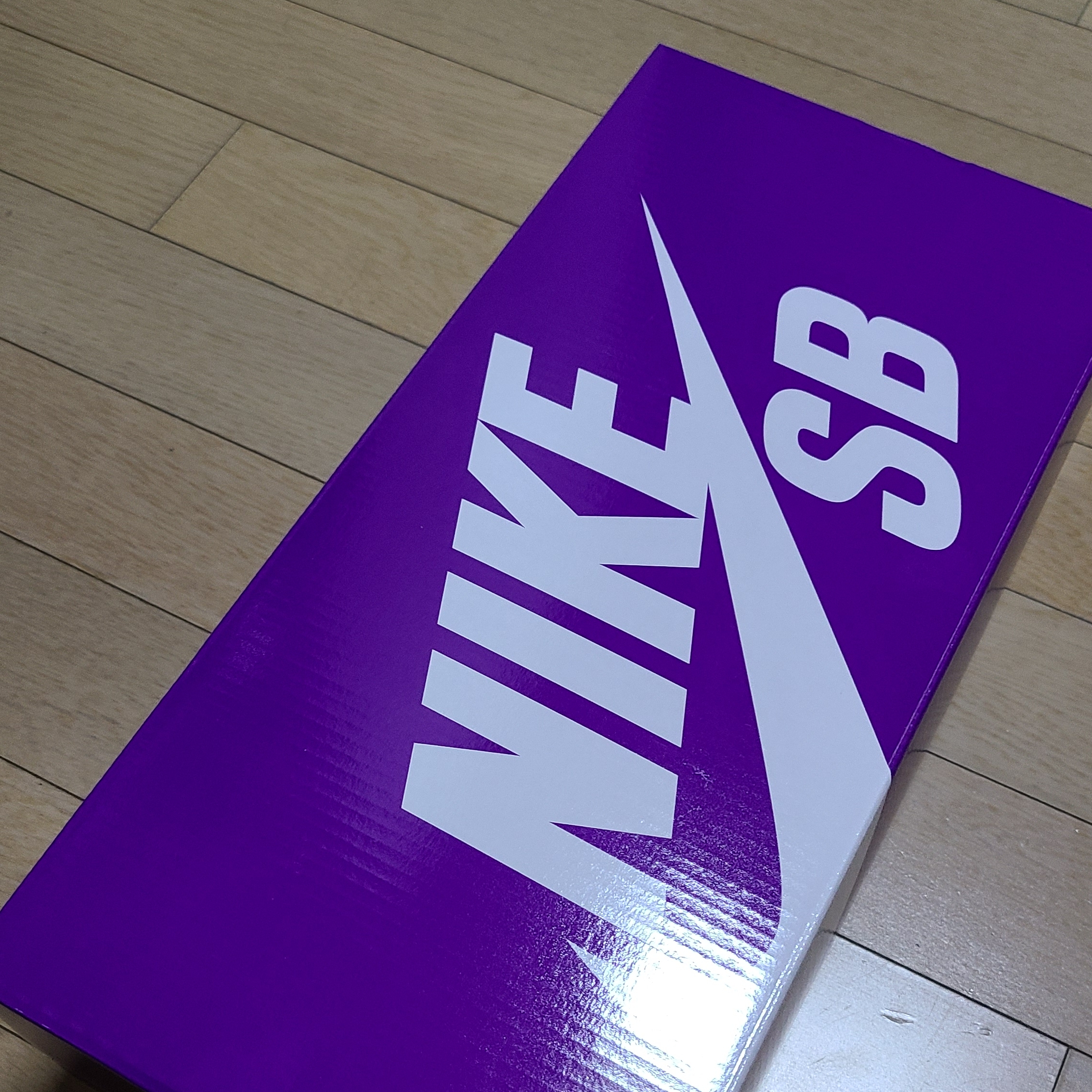 Nike SB Dunk Low Pro Black Cool Grey 착용 스타일 - 2