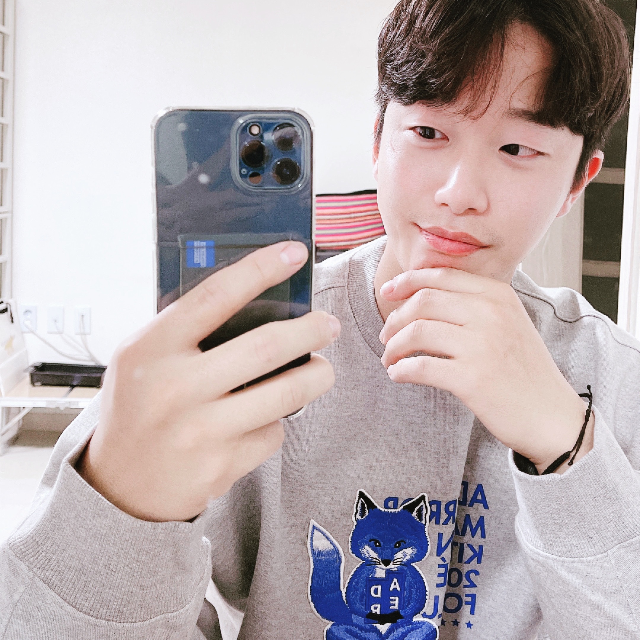 Maison Kitsune x Ader Error Meditation Fox Sweatshirt Grey 착용 스타일