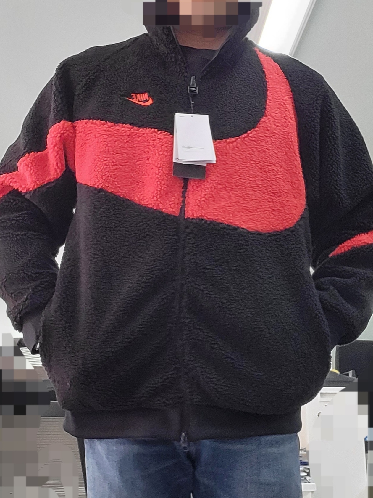 Nike Big Swoosh Full Zip Jacket Black Chili Red 착용 스타일