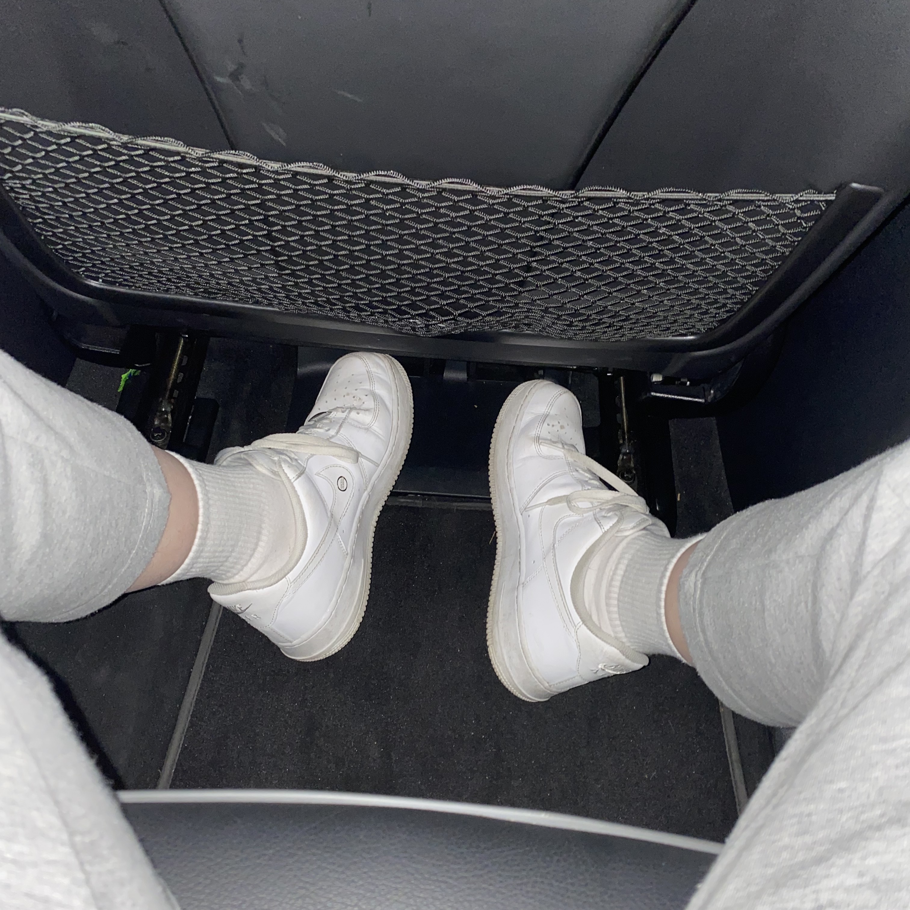 Nike Air Force 1 '07 Low White 착용 스타일