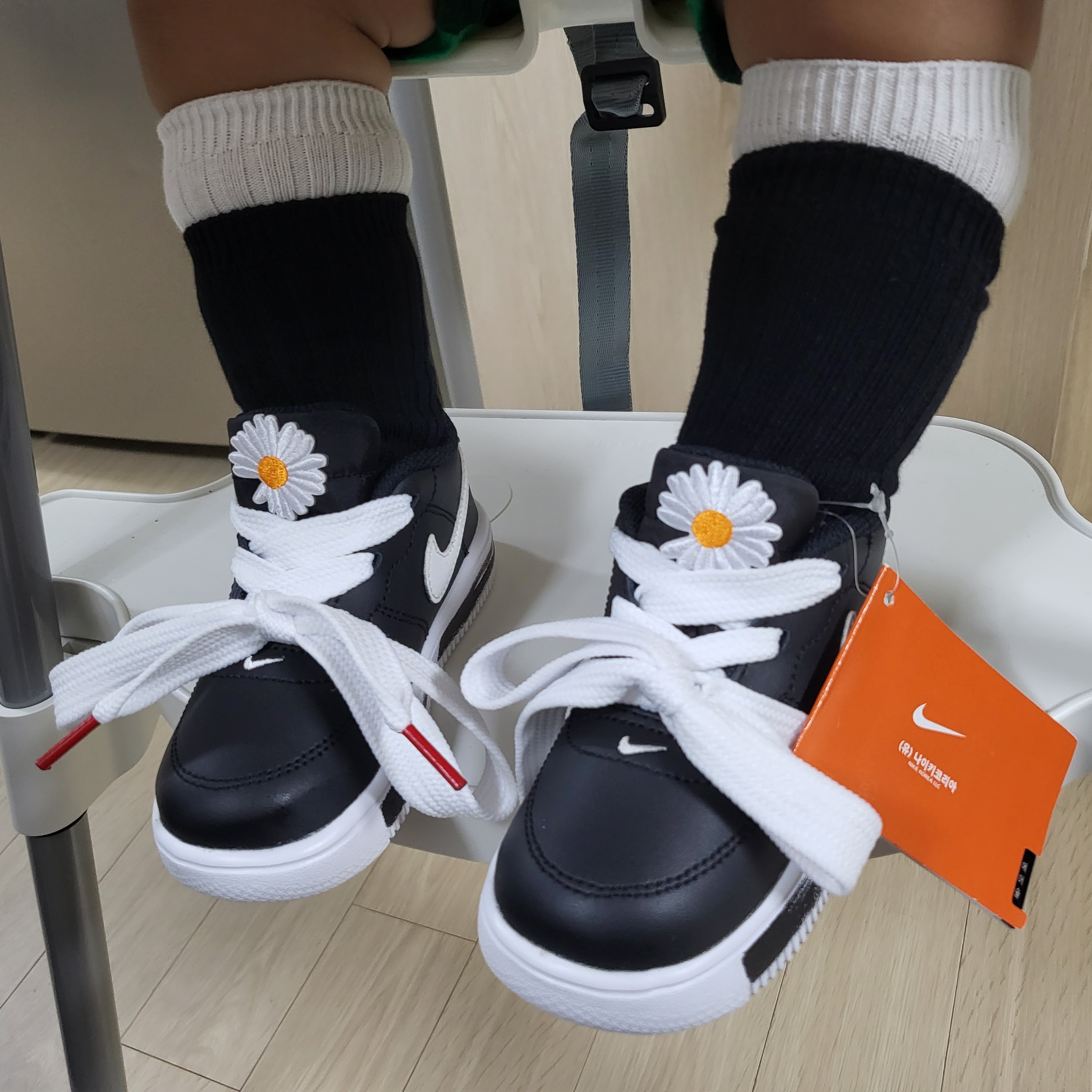 Nike x Peaceminusone Air Force 1 Low Para-Noise 착용 스타일