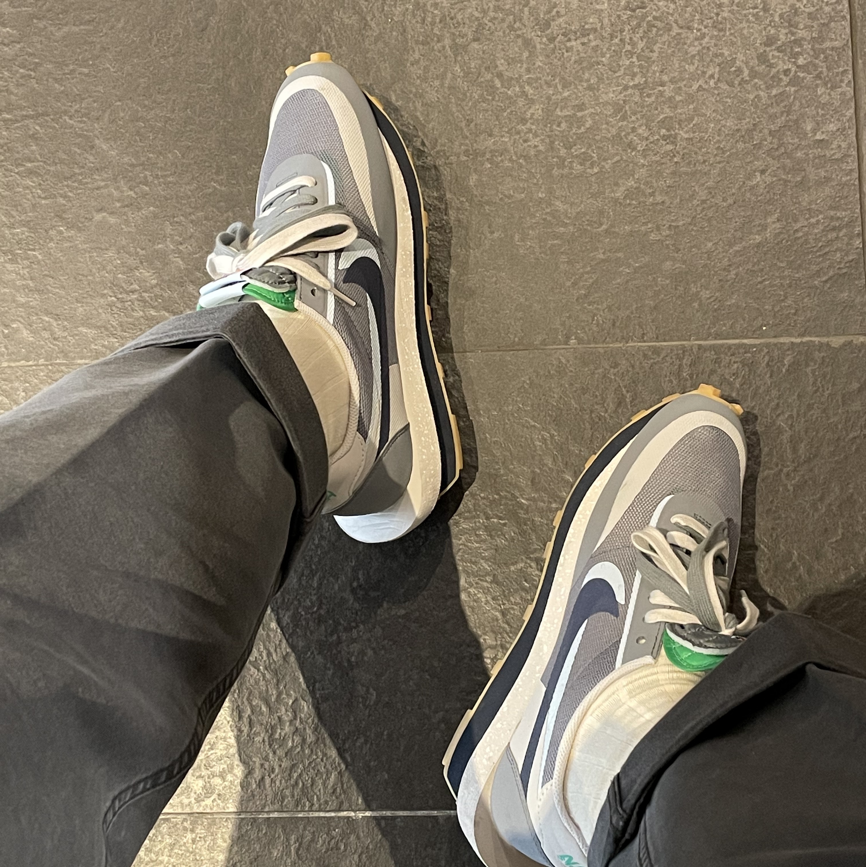 Nike x Sacai x Clot LDWaffle Cool Grey 착용 스타일