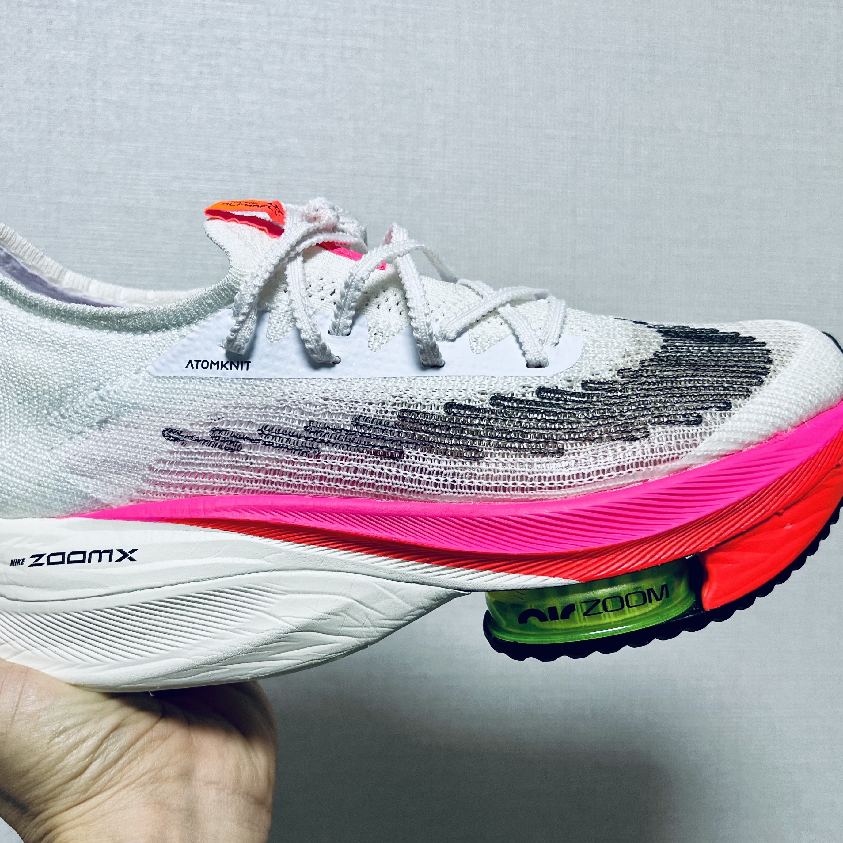 Nike Air Zoom Alphafly Next% Flyknit Rawdacious 착용 스타일 - 1