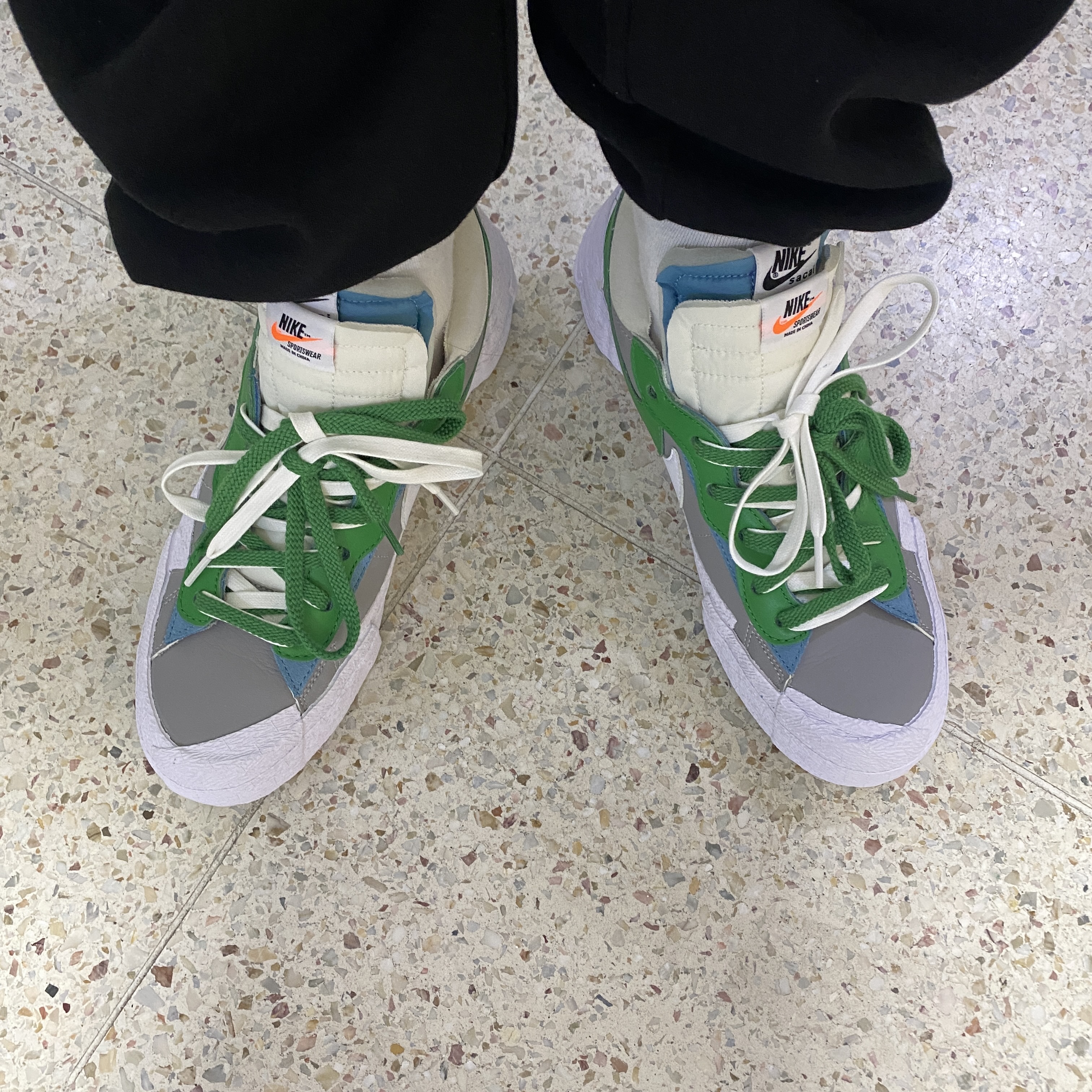 Nike x Sacai Blazer Low Classic Green 착용 스타일 - 1