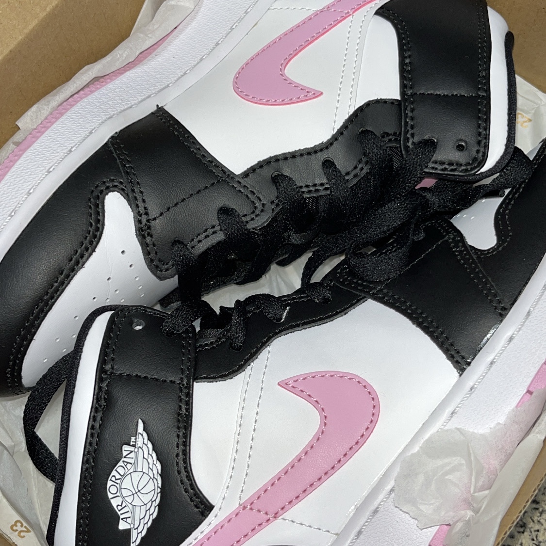 (GS) Jordan 1 Mid Light Arctic Pink 착용 스타일